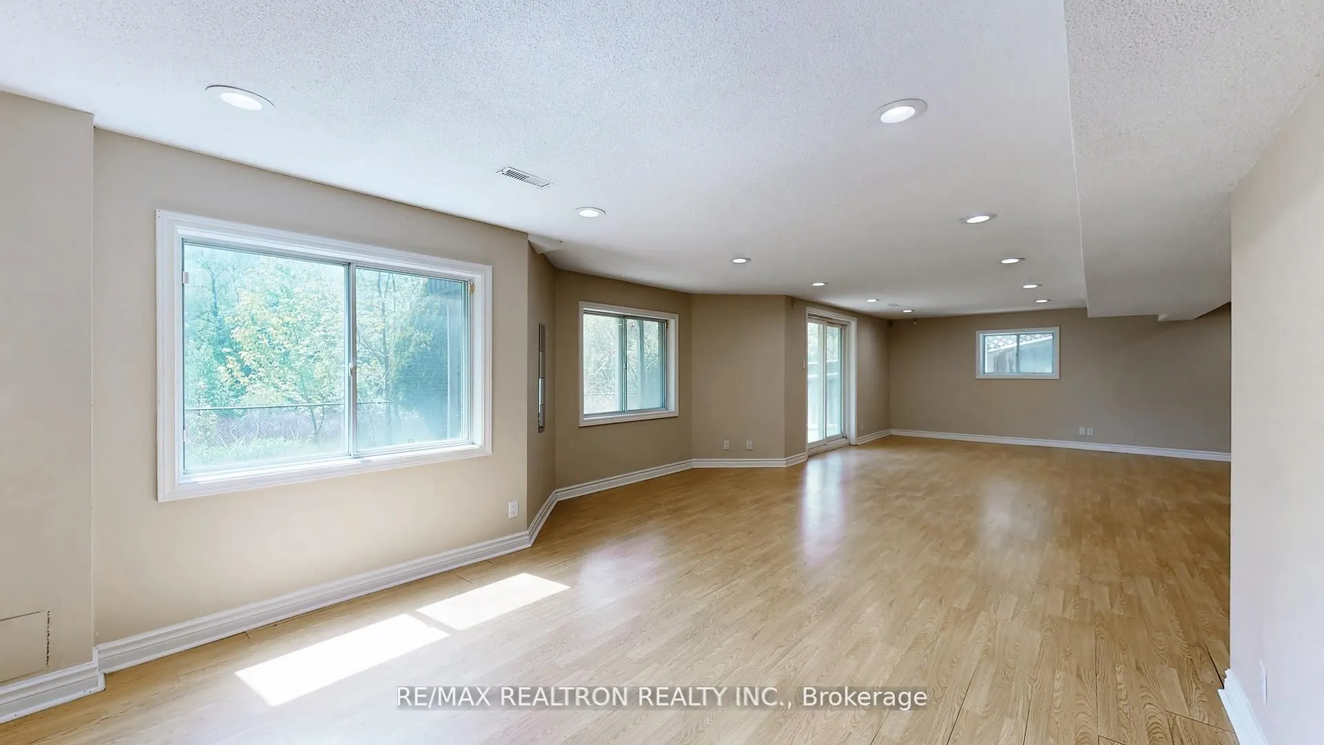 58 Castleridge Drive