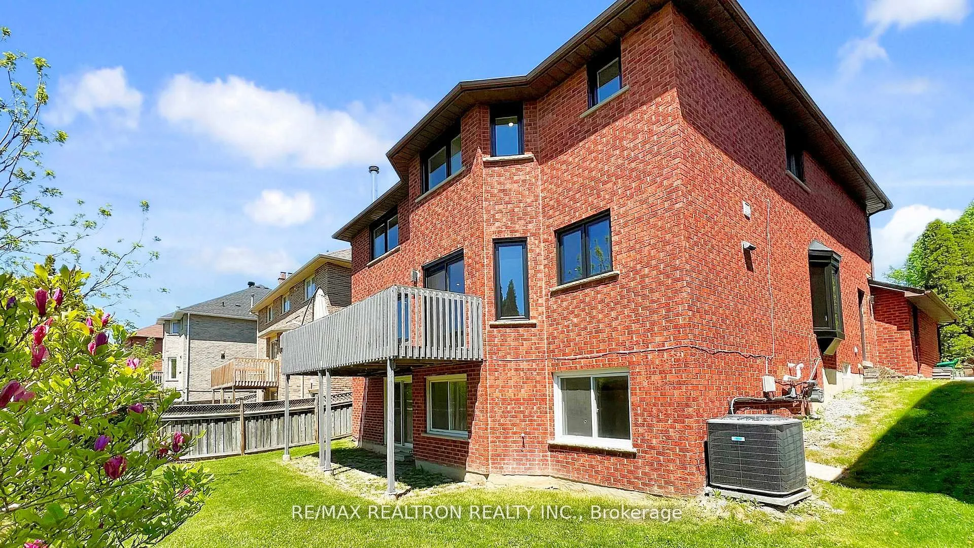 58 Castleridge Drive