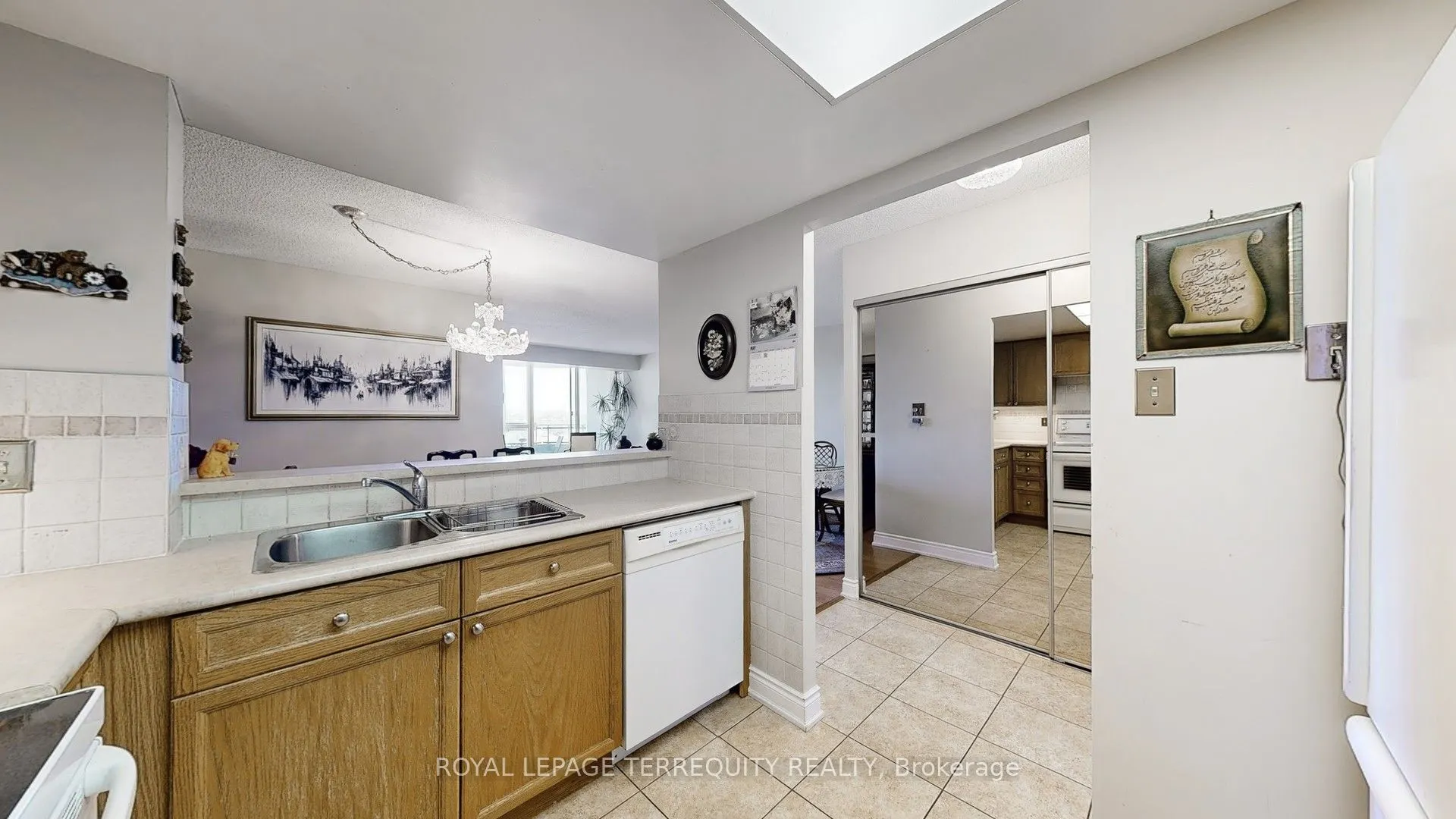 32 Clarissa Drive, #917