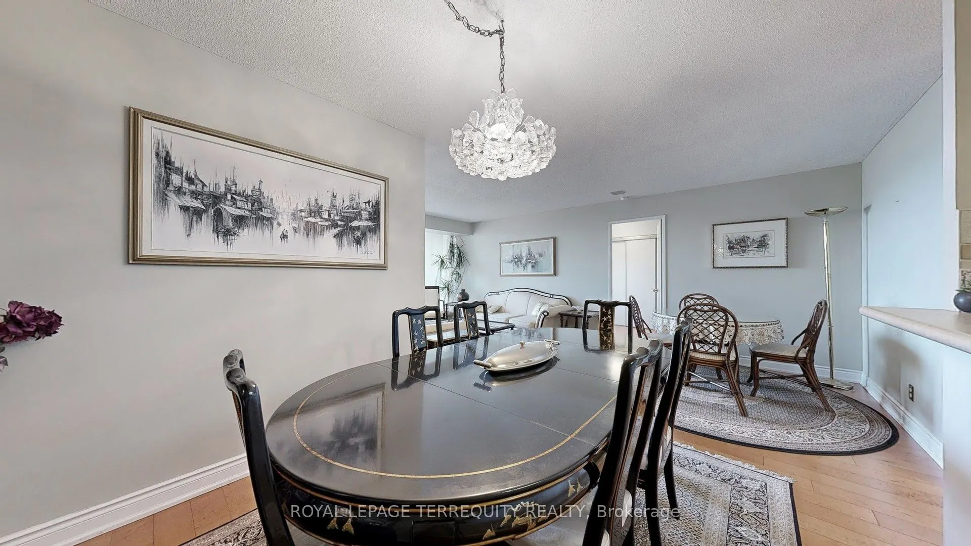 32 Clarissa Drive, #917