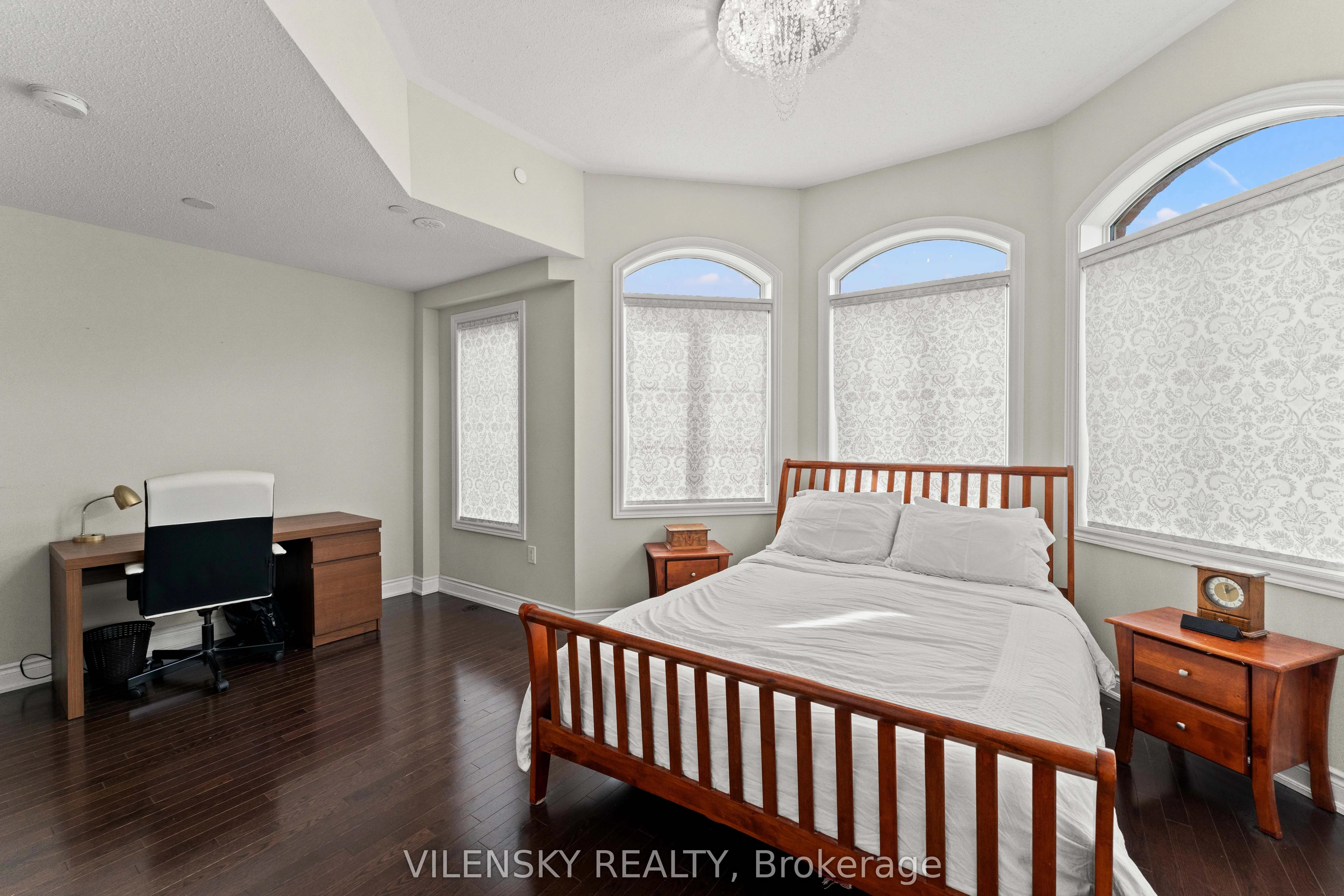 1331 Major Mackenzie Drive, #25