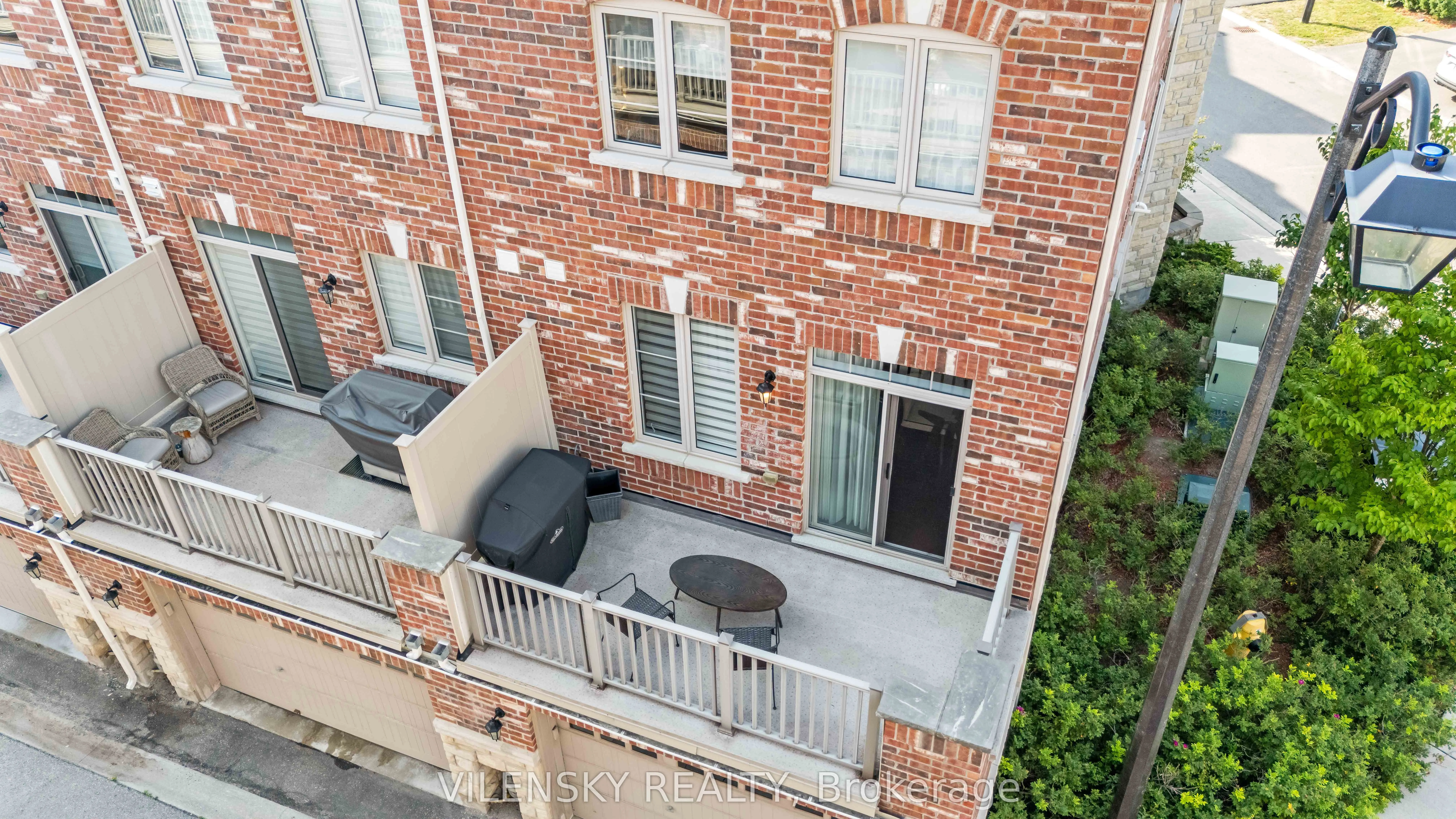 1331 Major Mackenzie Drive, #25