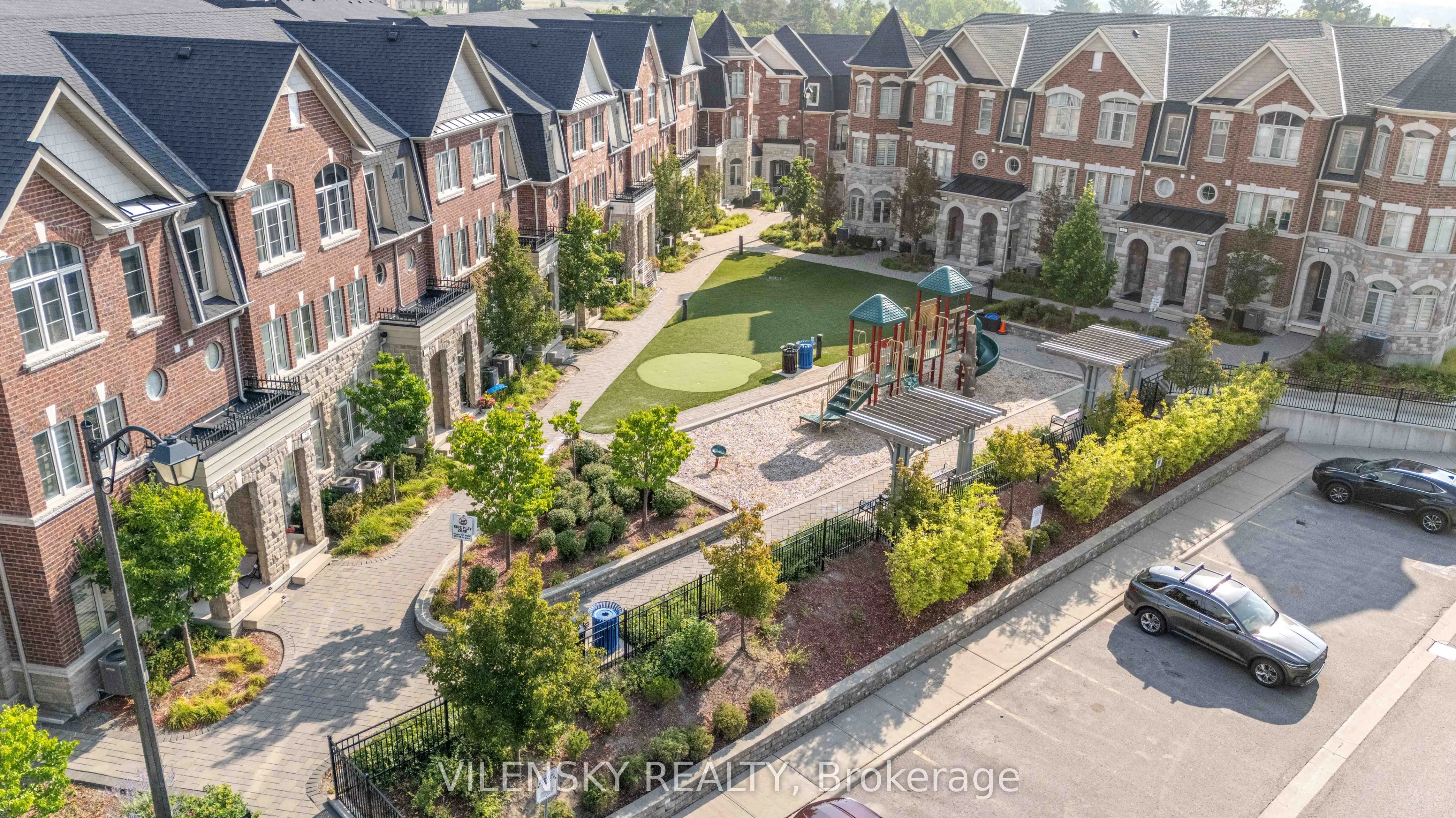 1331 Major Mackenzie Drive, #25