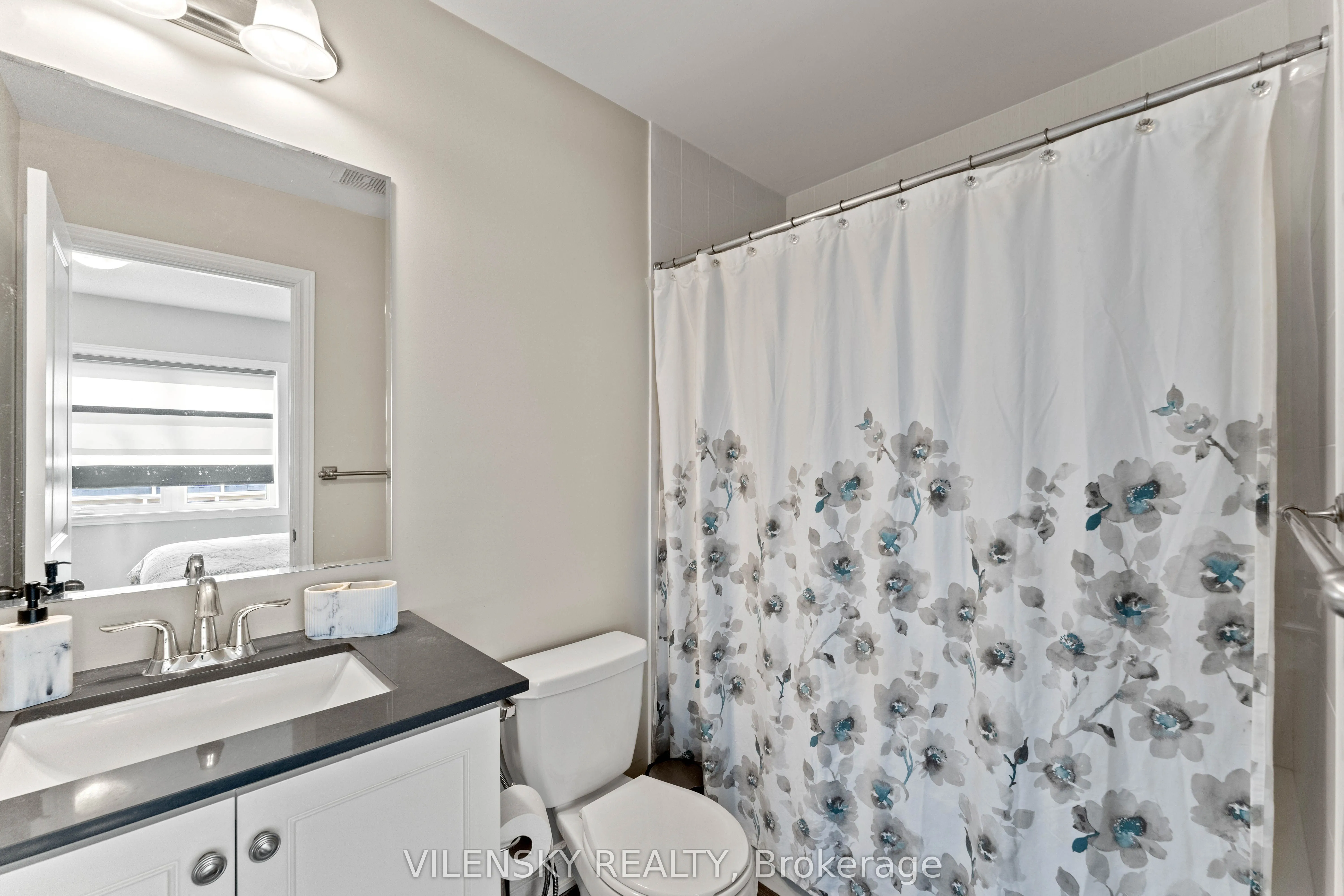 1331 Major Mackenzie Drive, #25