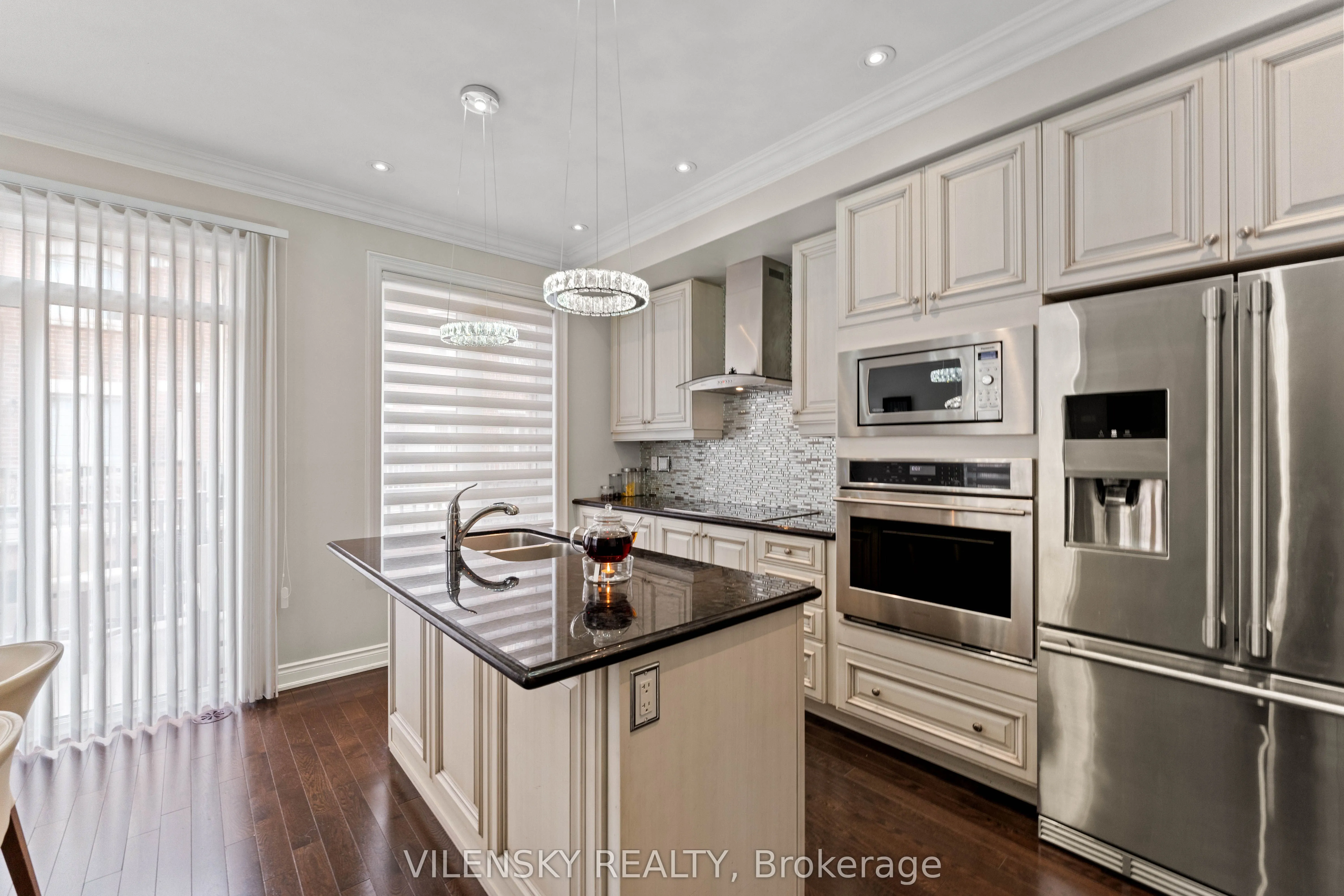 1331 Major Mackenzie Drive, #25