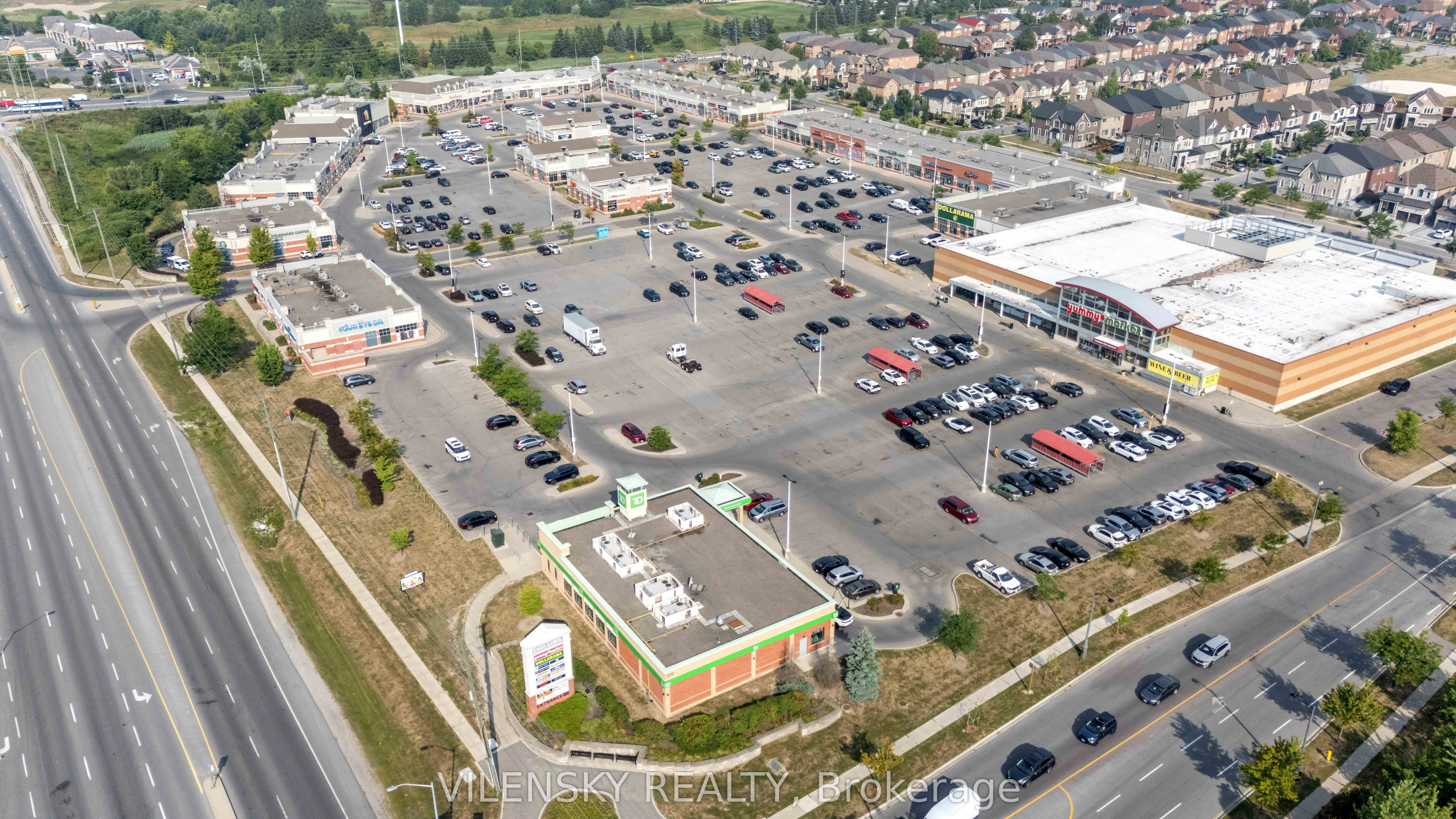 1331 Major Mackenzie Drive, #25