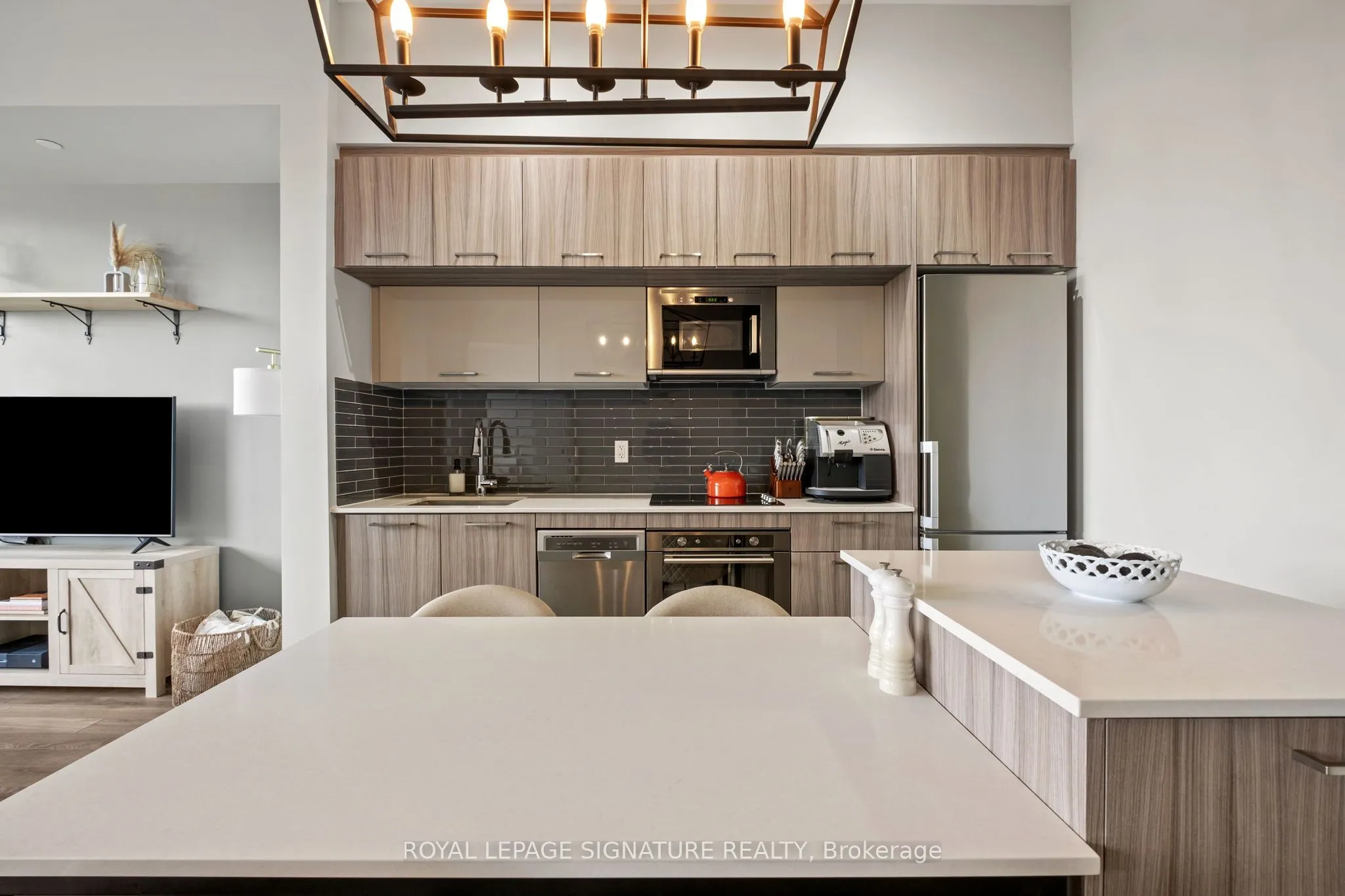 4800 Highway 7, #316