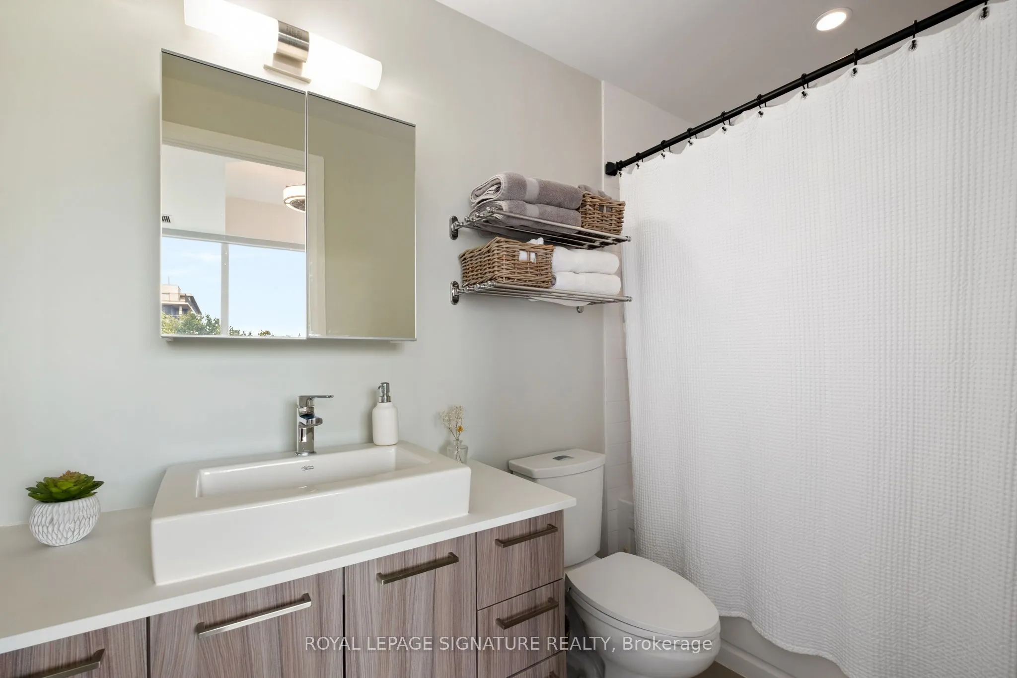 4800 Highway 7, #316