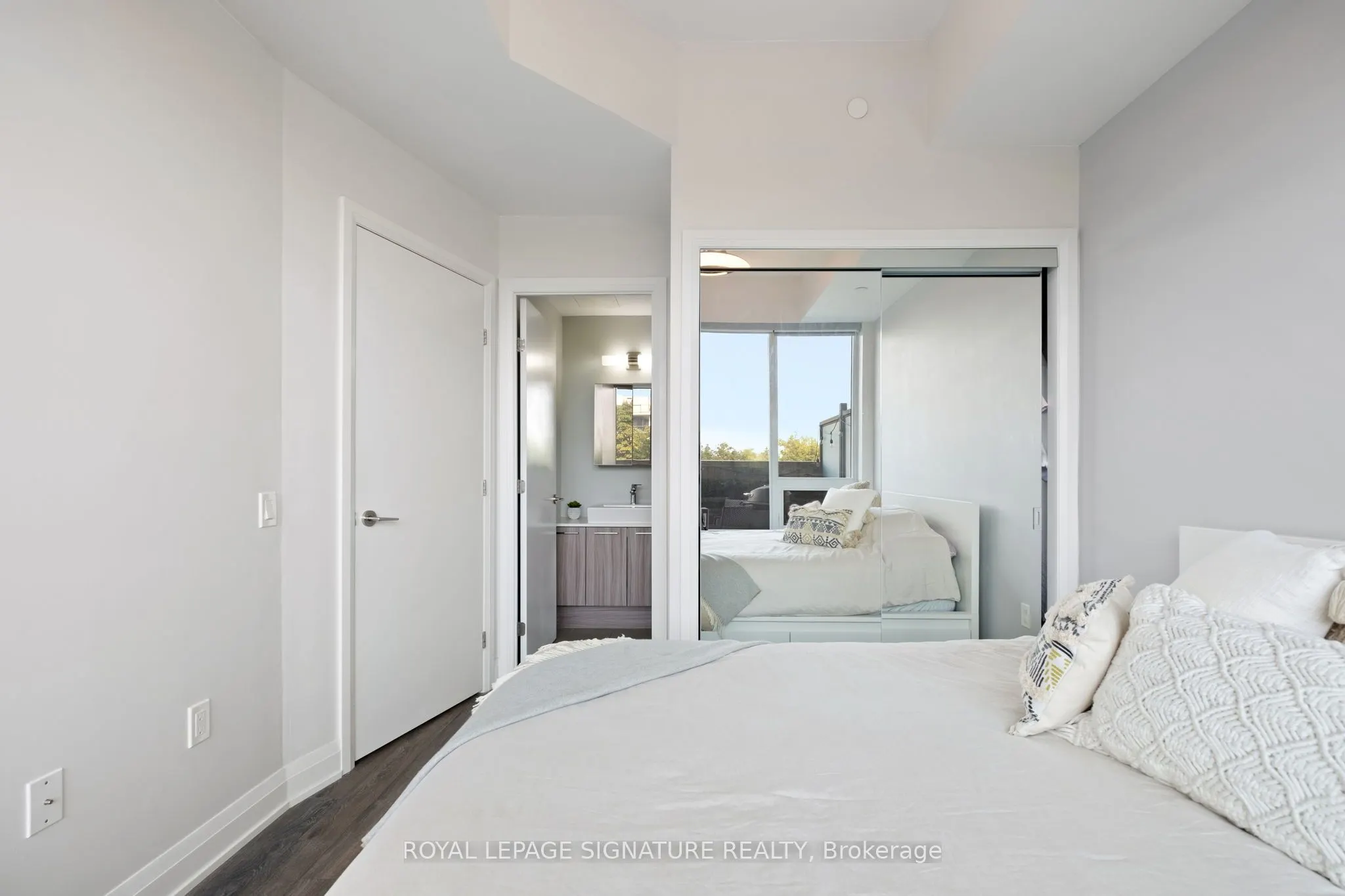 4800 Highway 7, #316