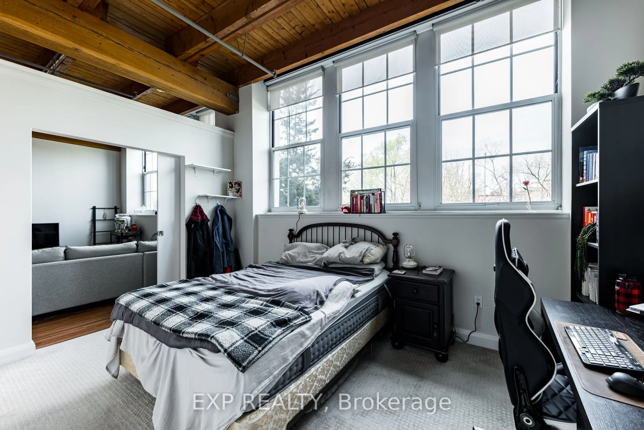 543 Timothy Street, #111