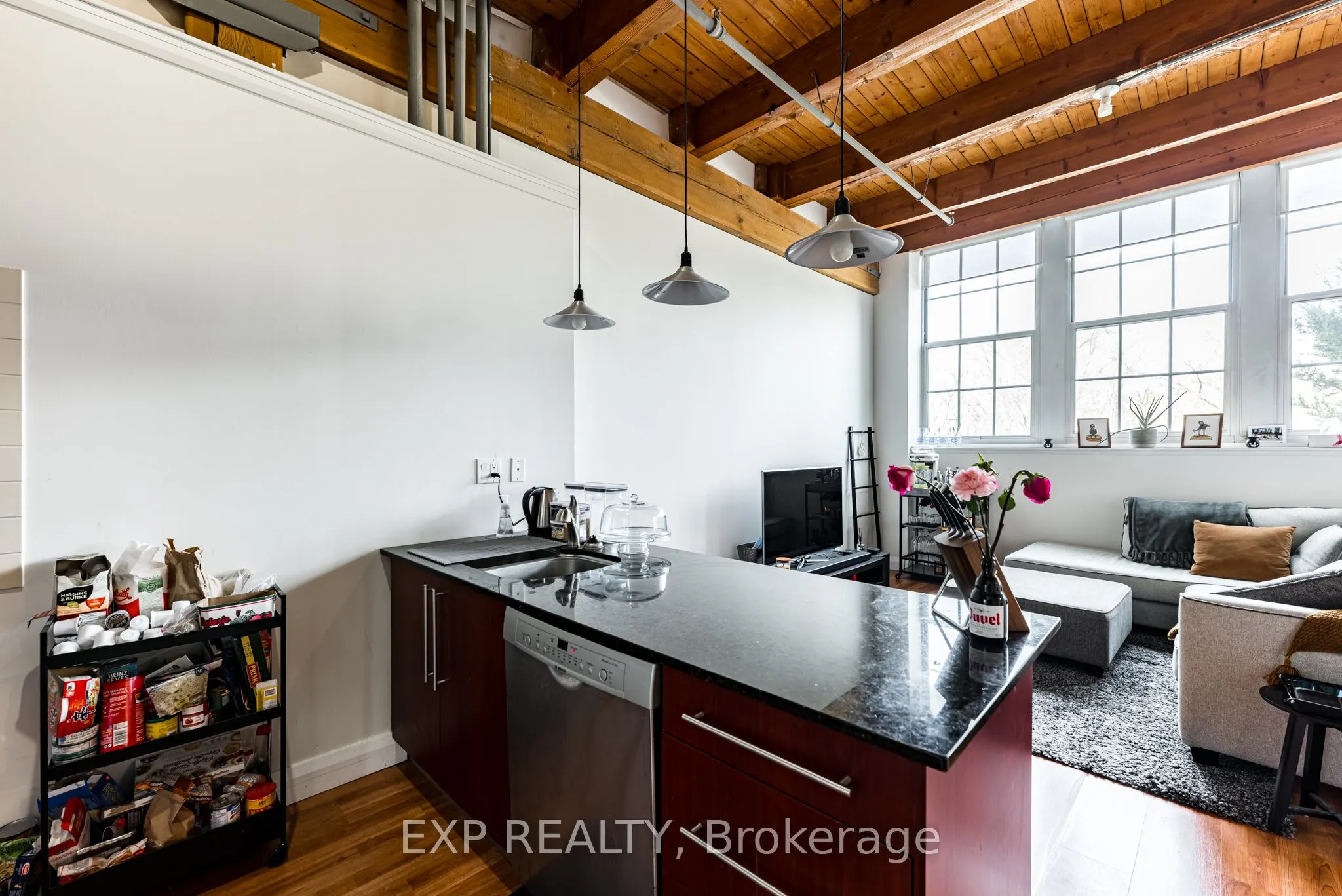 543 Timothy Street, #111