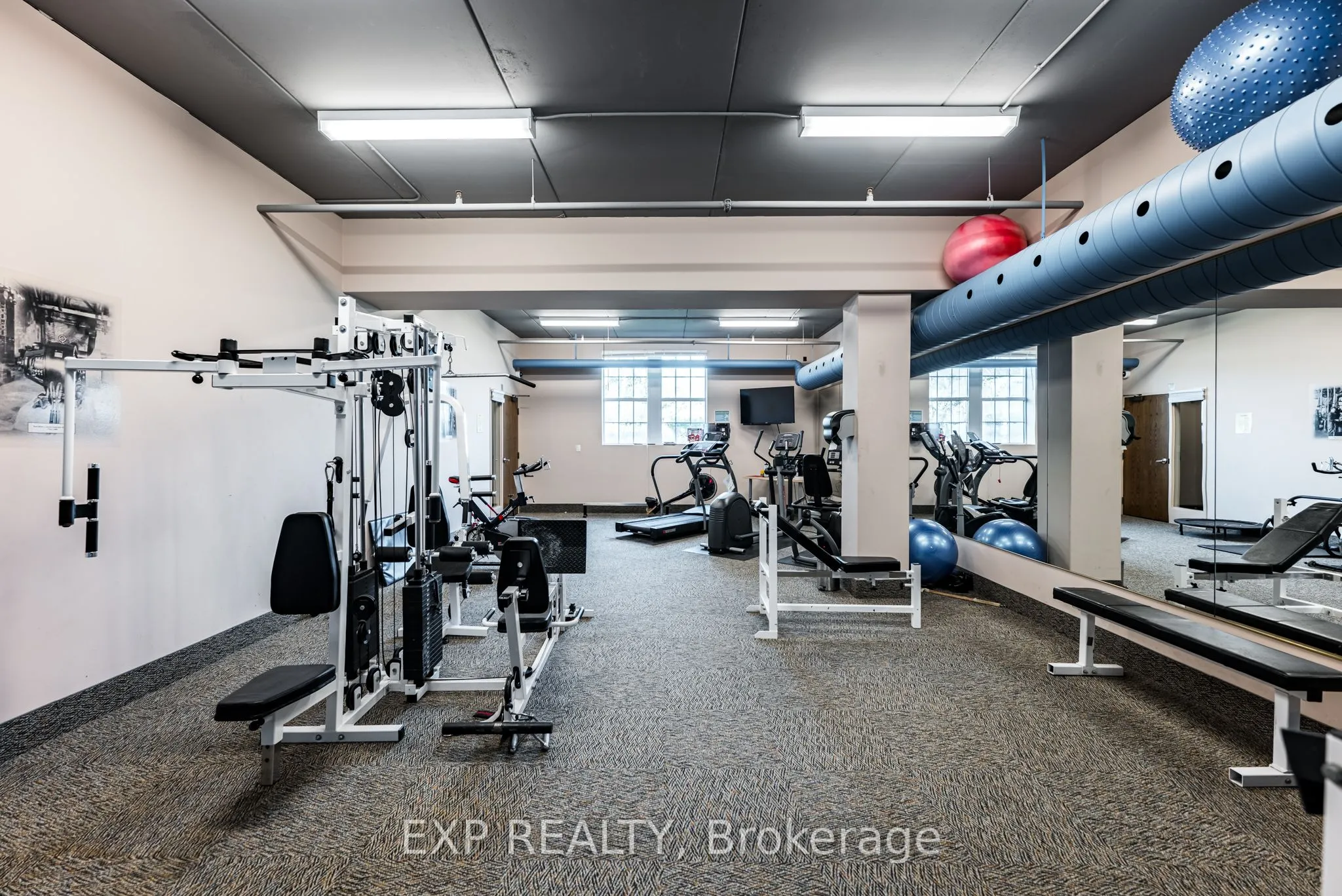 543 Timothy Street, #111