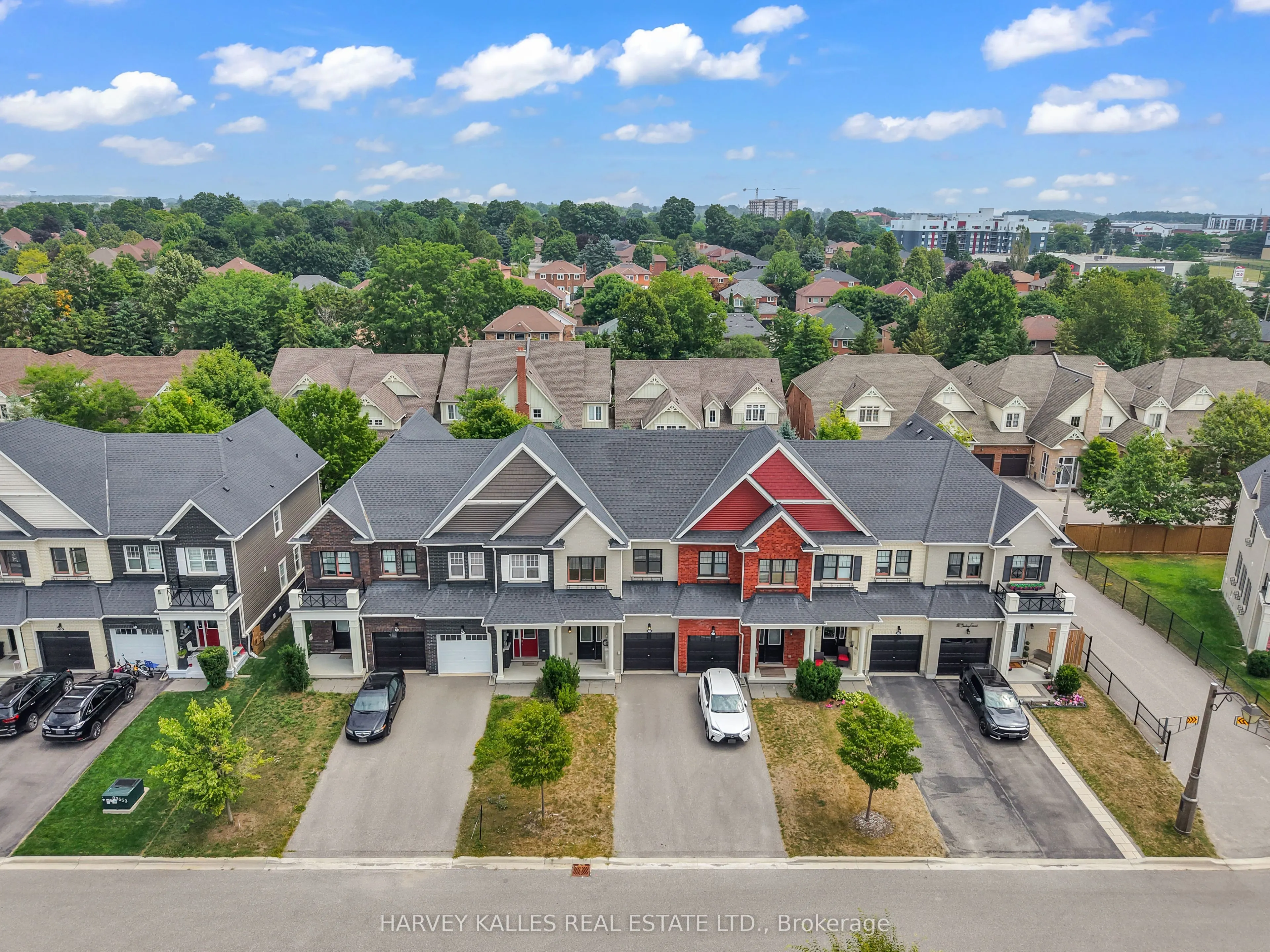 170 Boadway Crescent