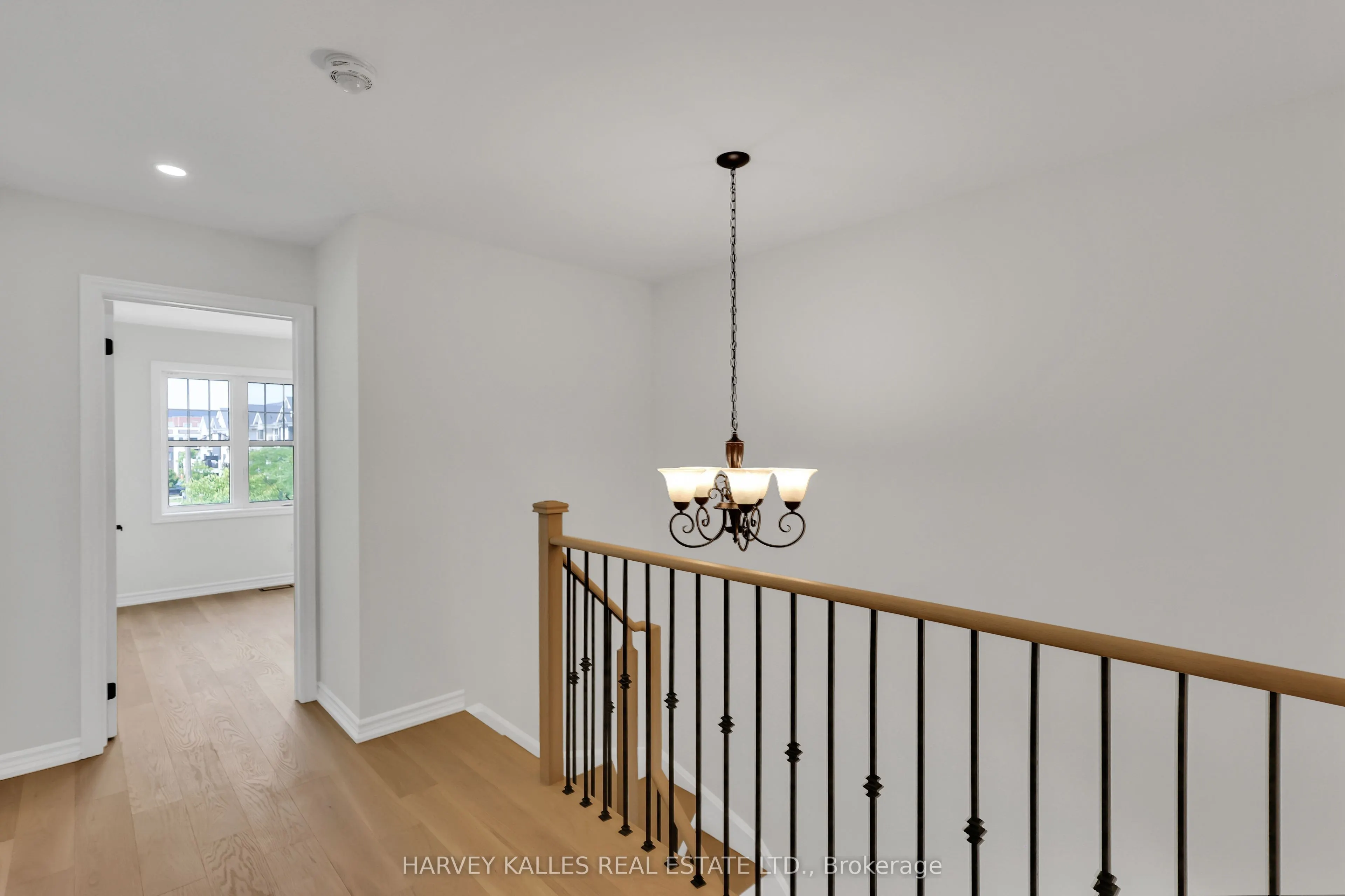 170 Boadway Crescent