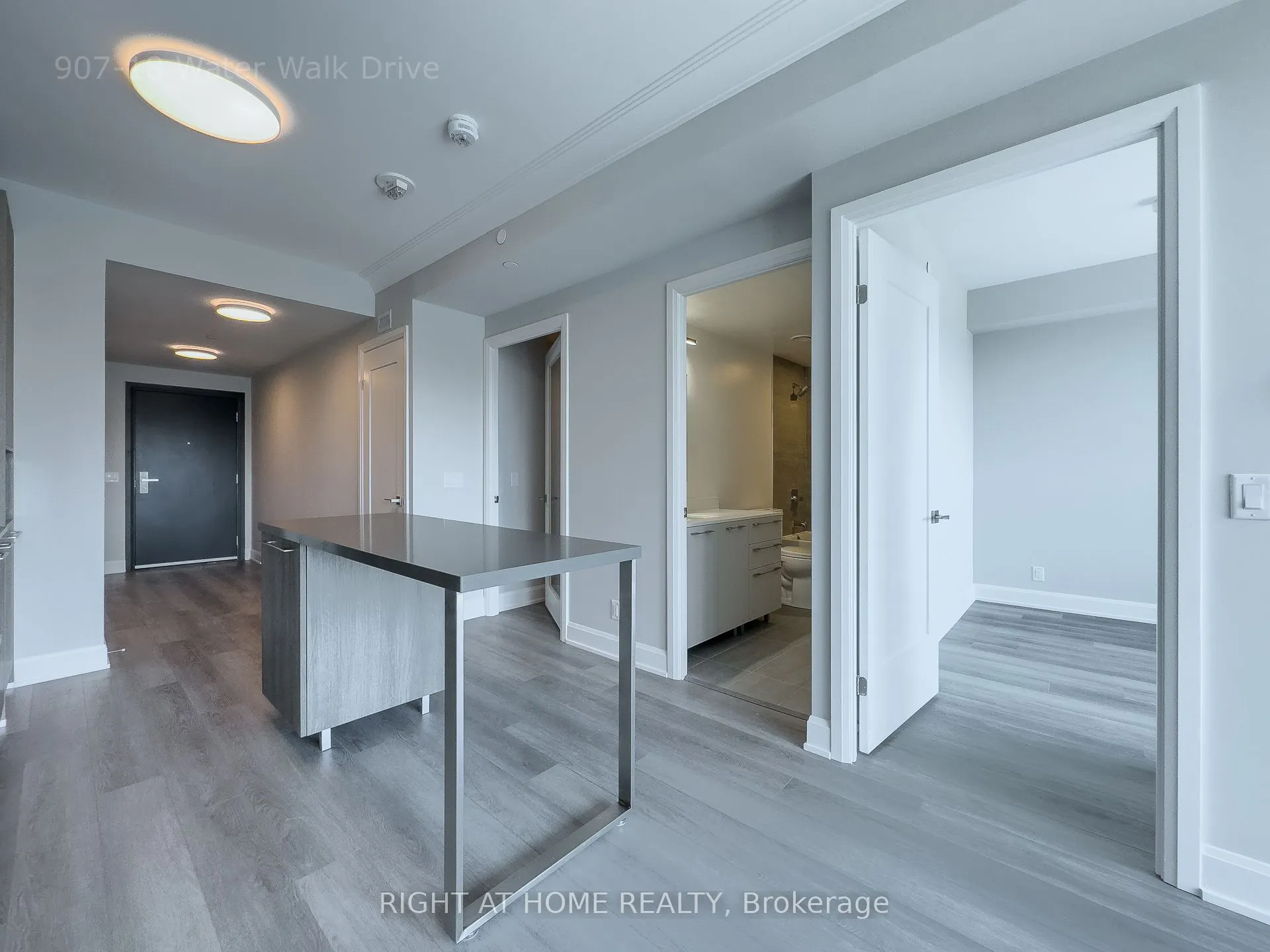 18 Water Walk Drive, #907