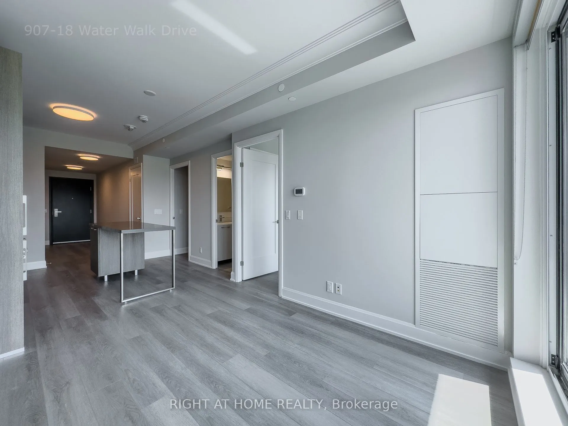 18 Water Walk Drive, #907