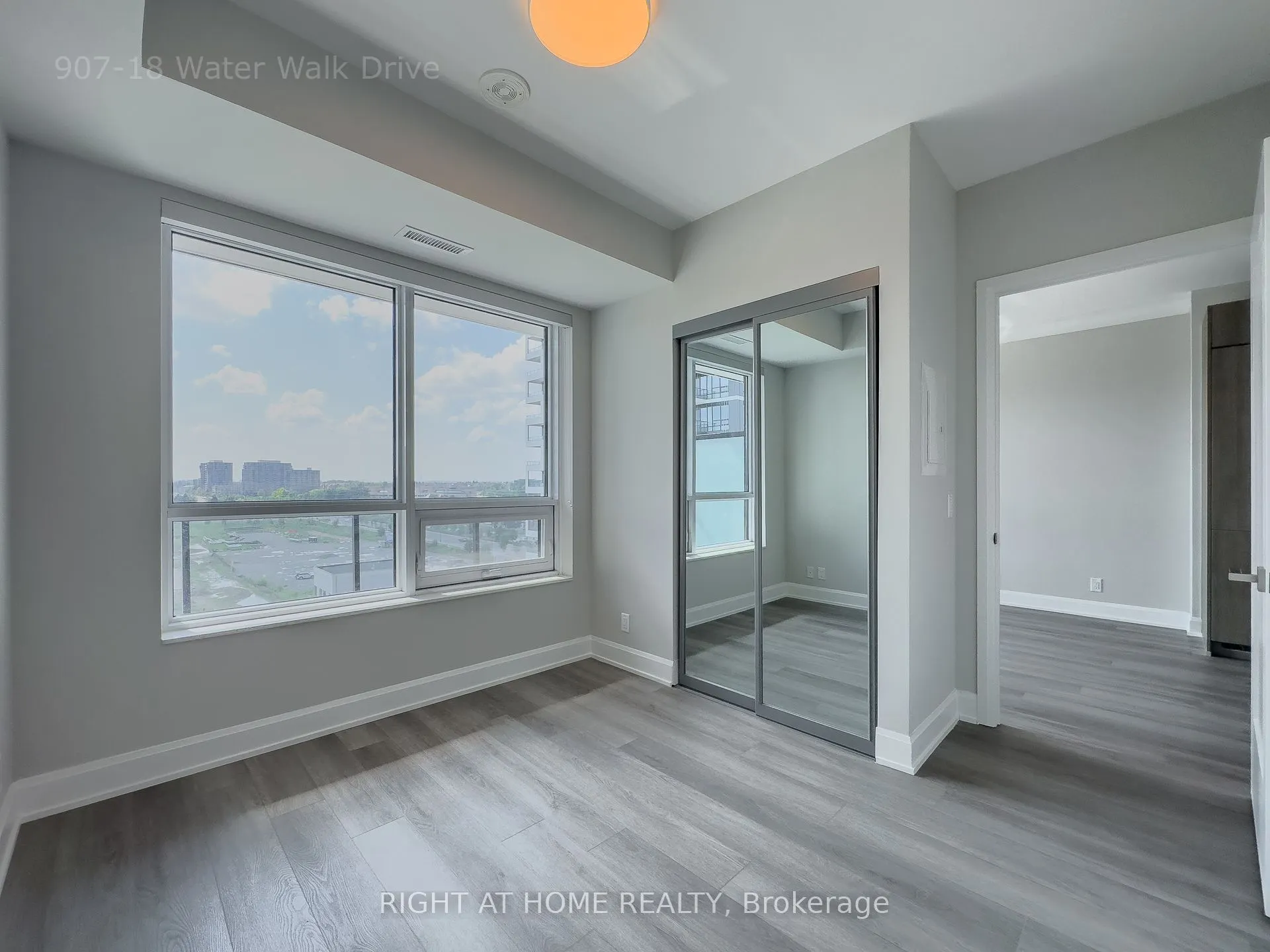 18 Water Walk Drive, #907