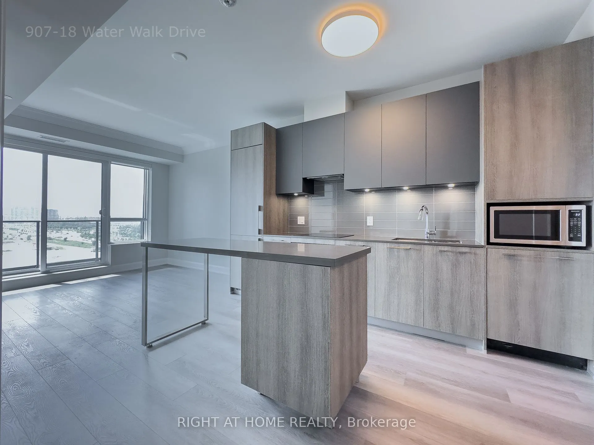 18 Water Walk Drive, #907