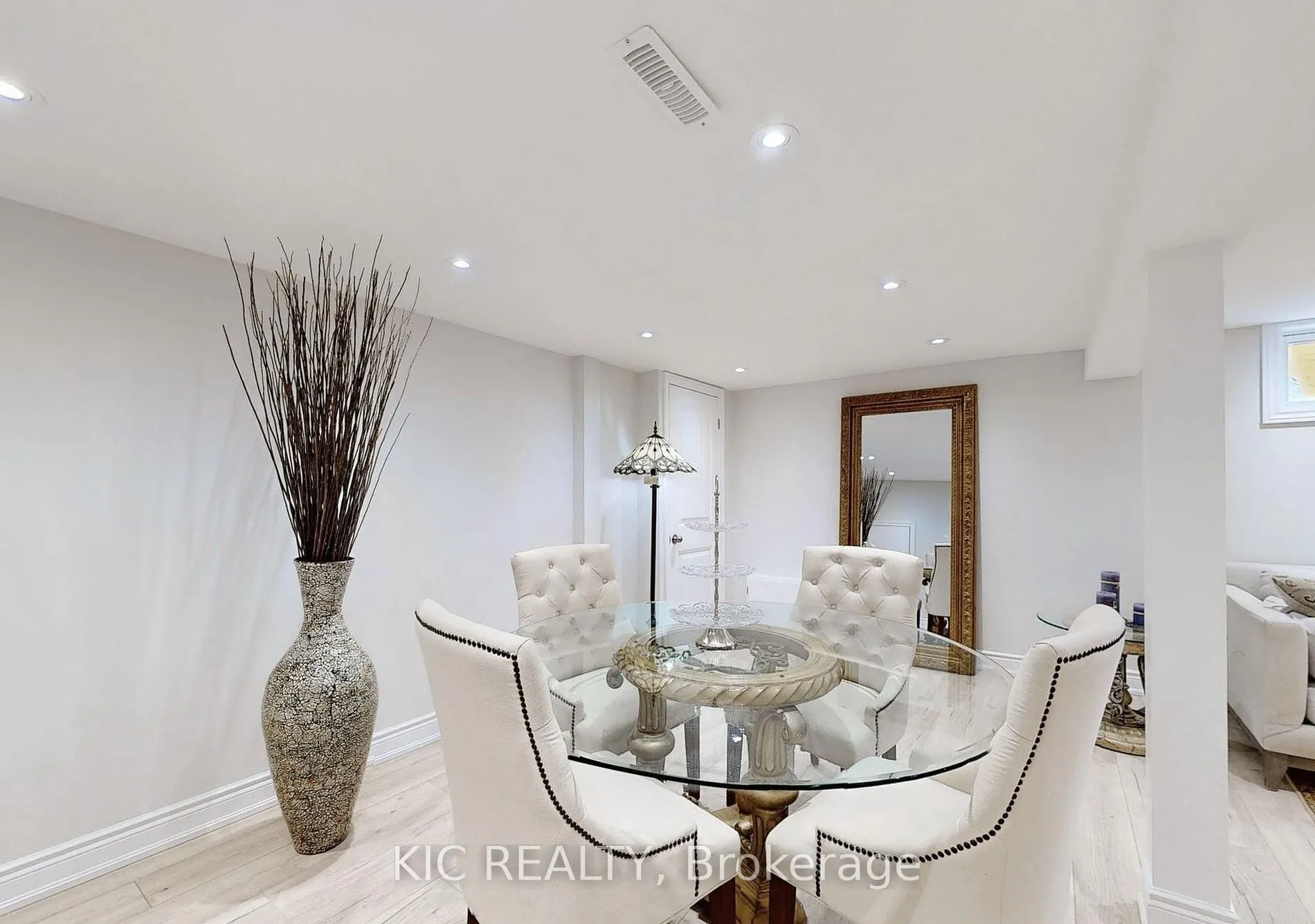 226 Browndale Crescent, #Basement