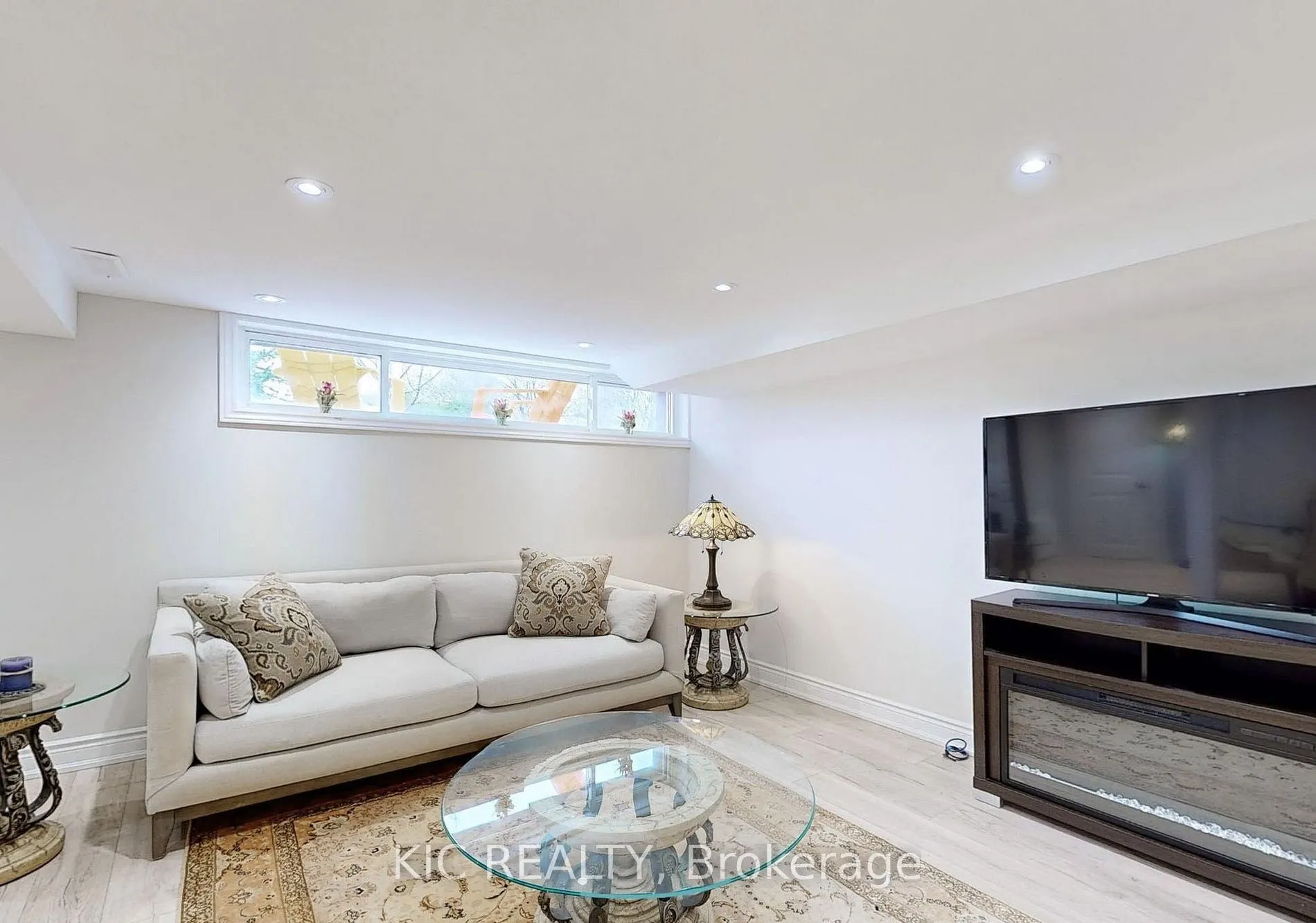226 Browndale Crescent, #Basement