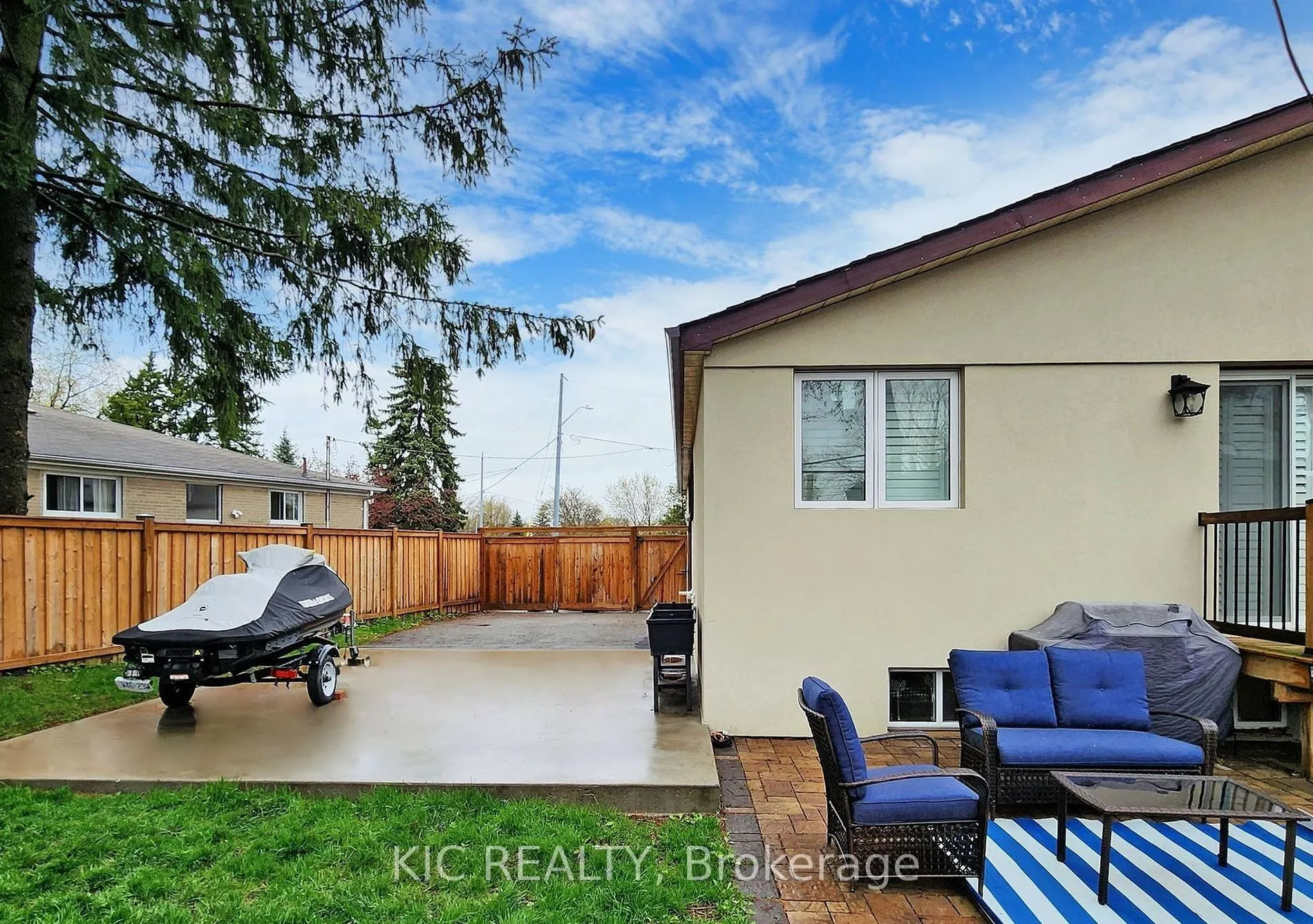 226 Browndale Crescent, #Basement