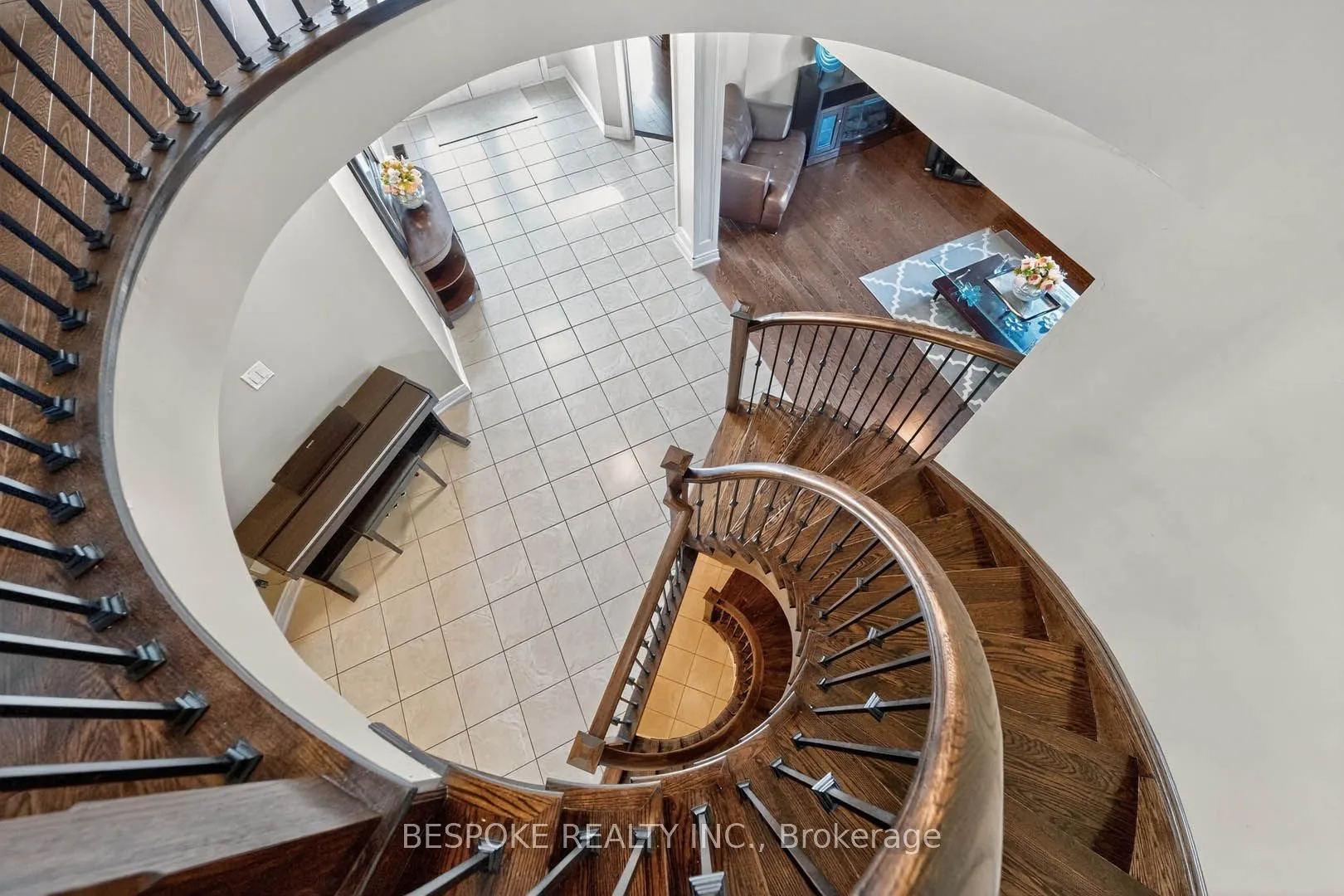 33 Ridge Road