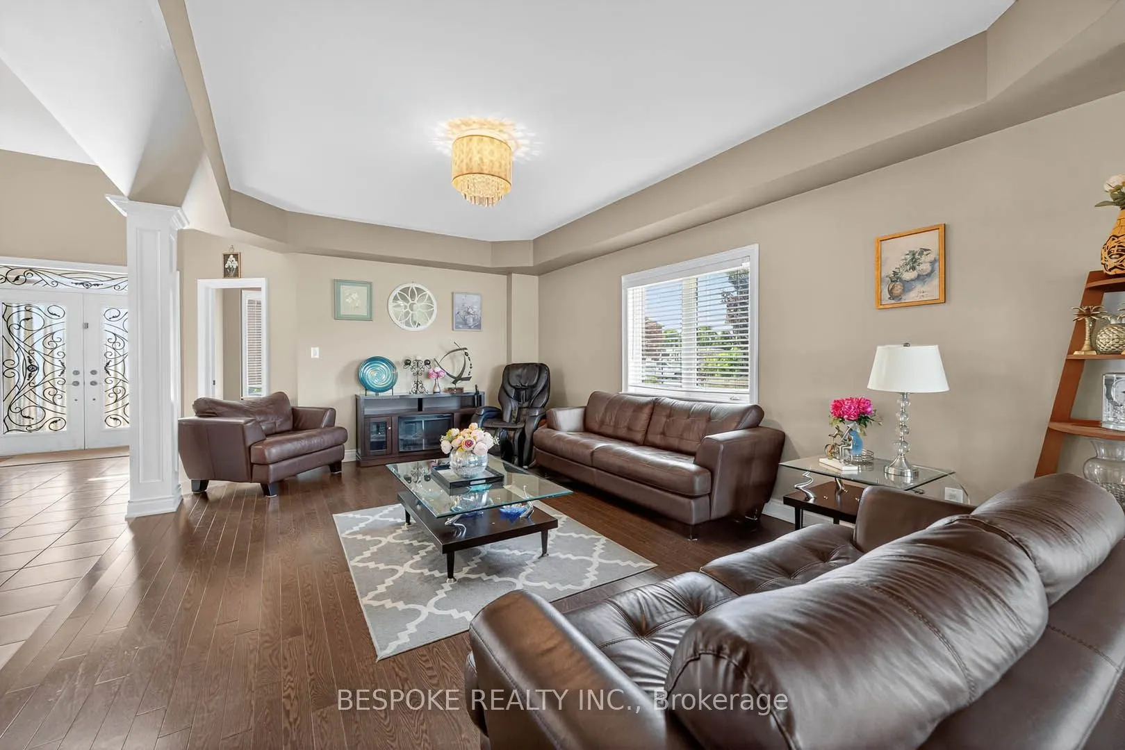33 Ridge Road