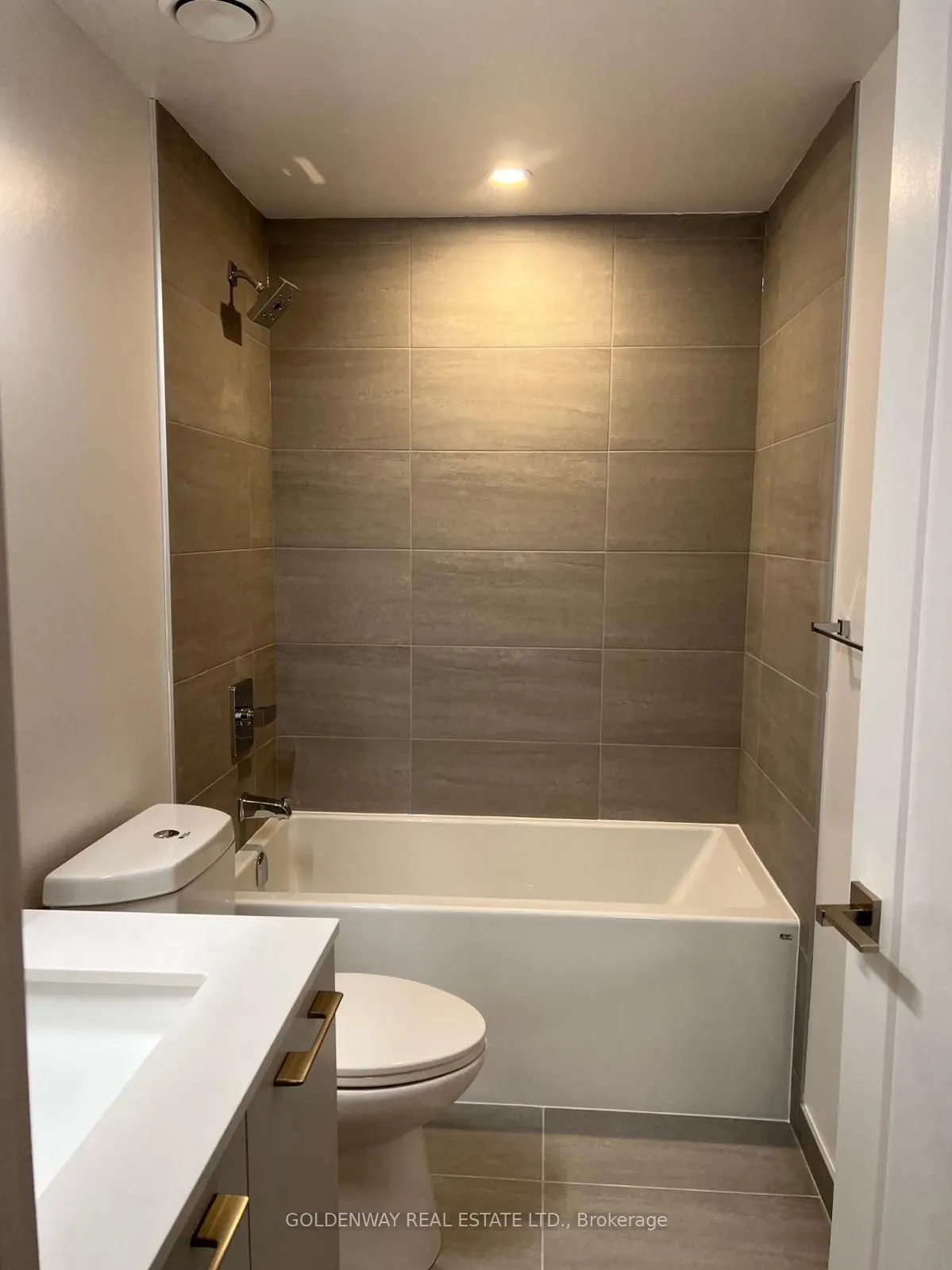 18 Water Walk Drive, #2202