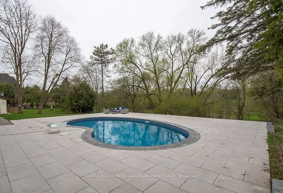 56 Cynthia Crescent