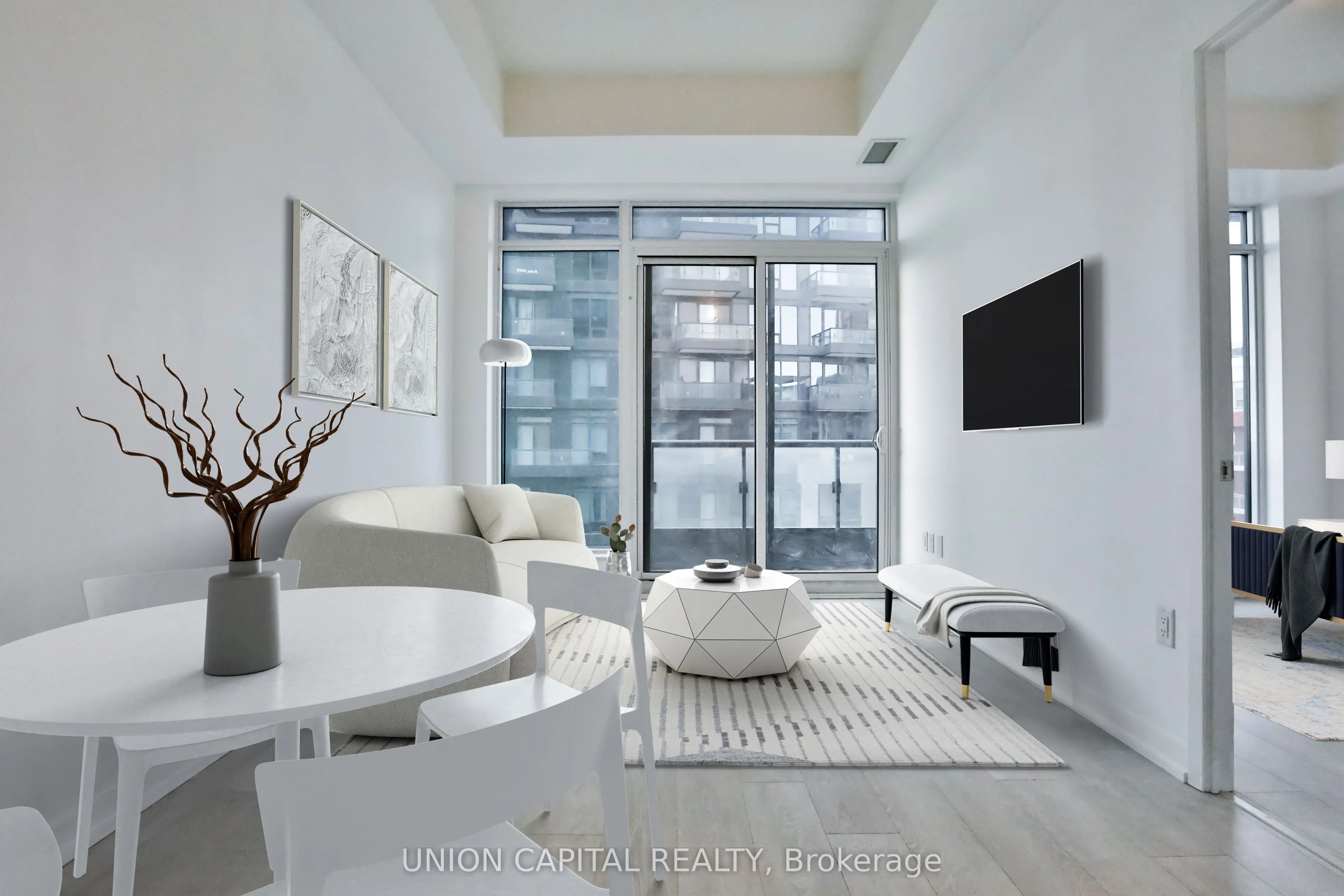 8868 Yonge Street, #702E