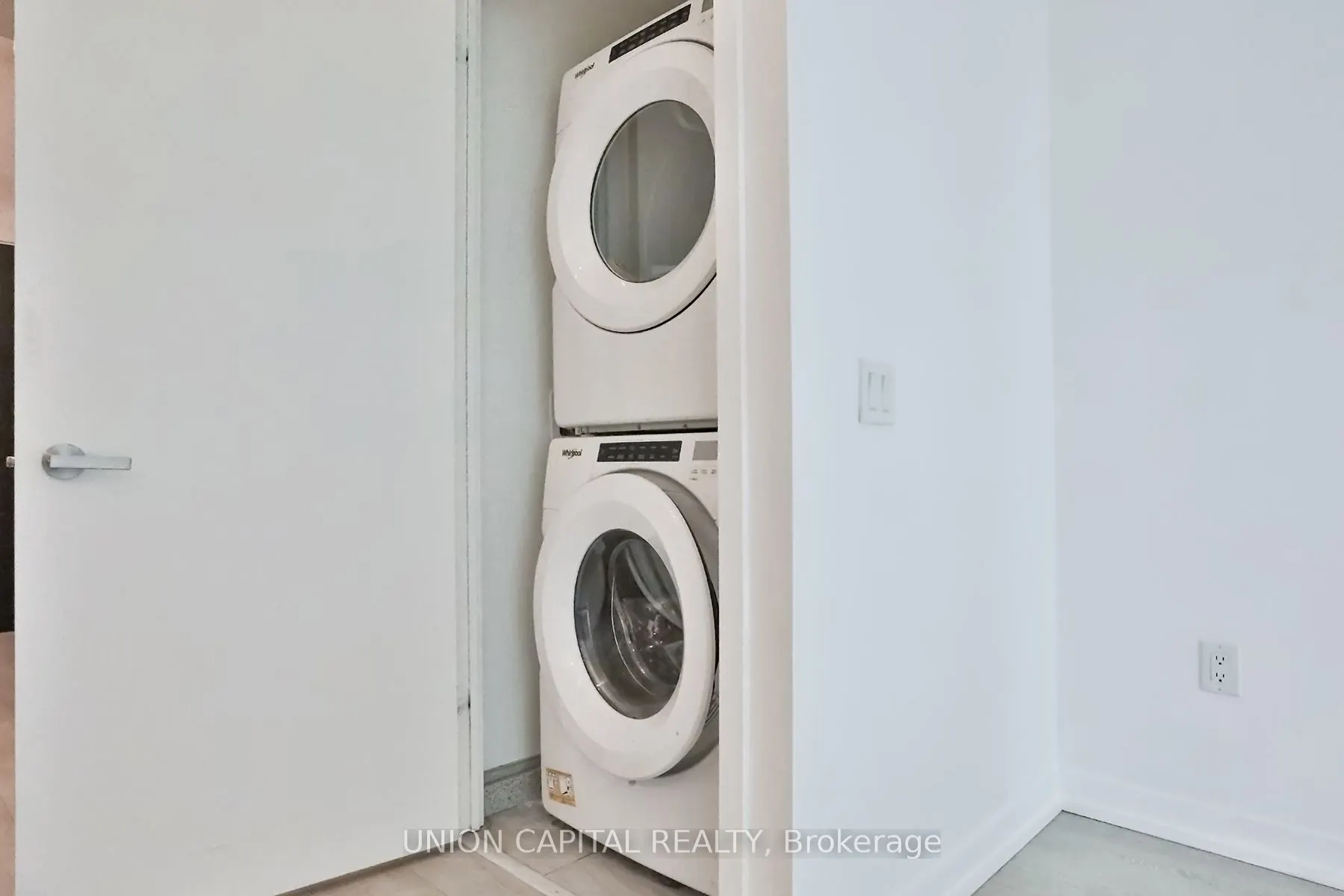 8868 Yonge Street, #702E