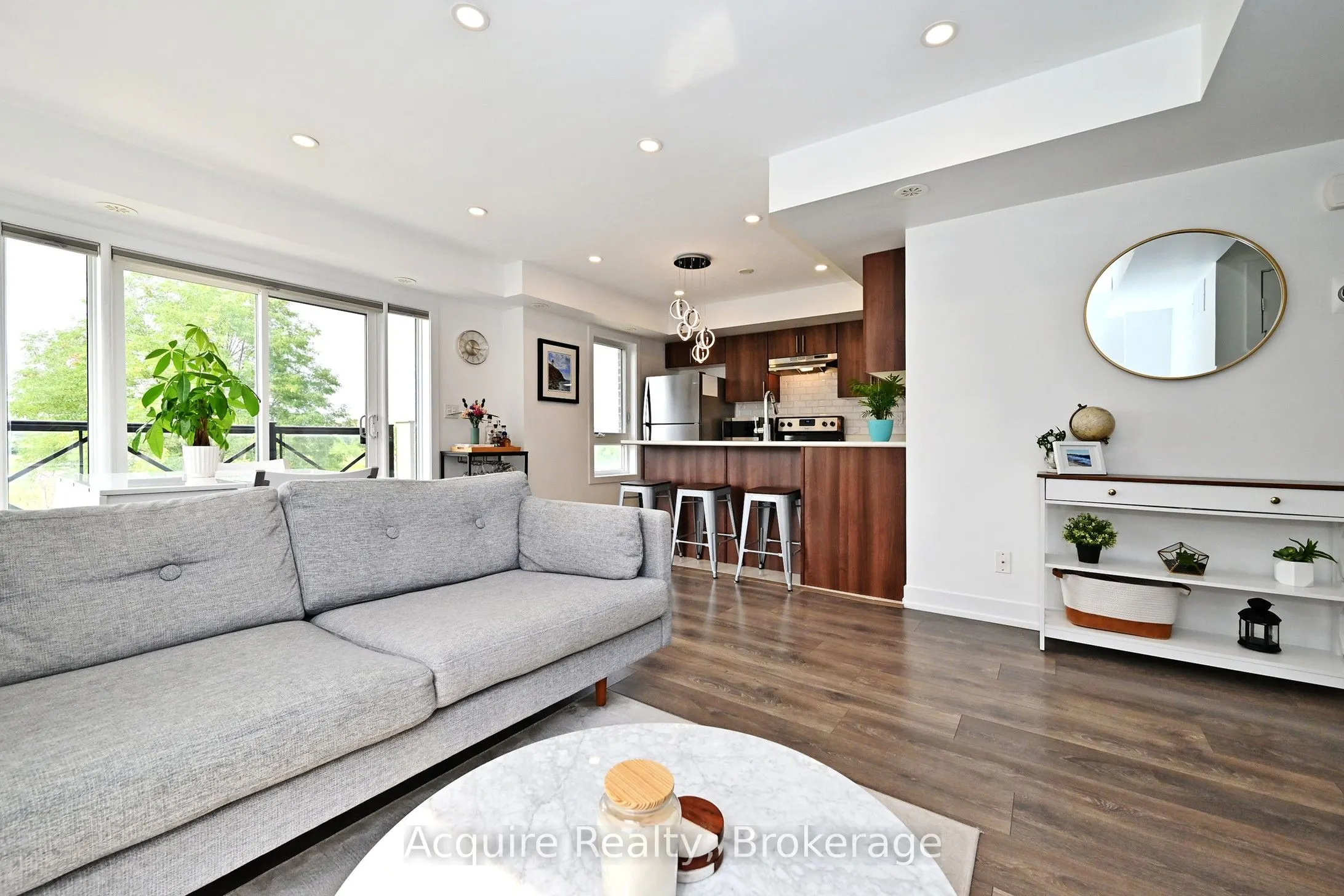 10 Dunsheath Way, #203
