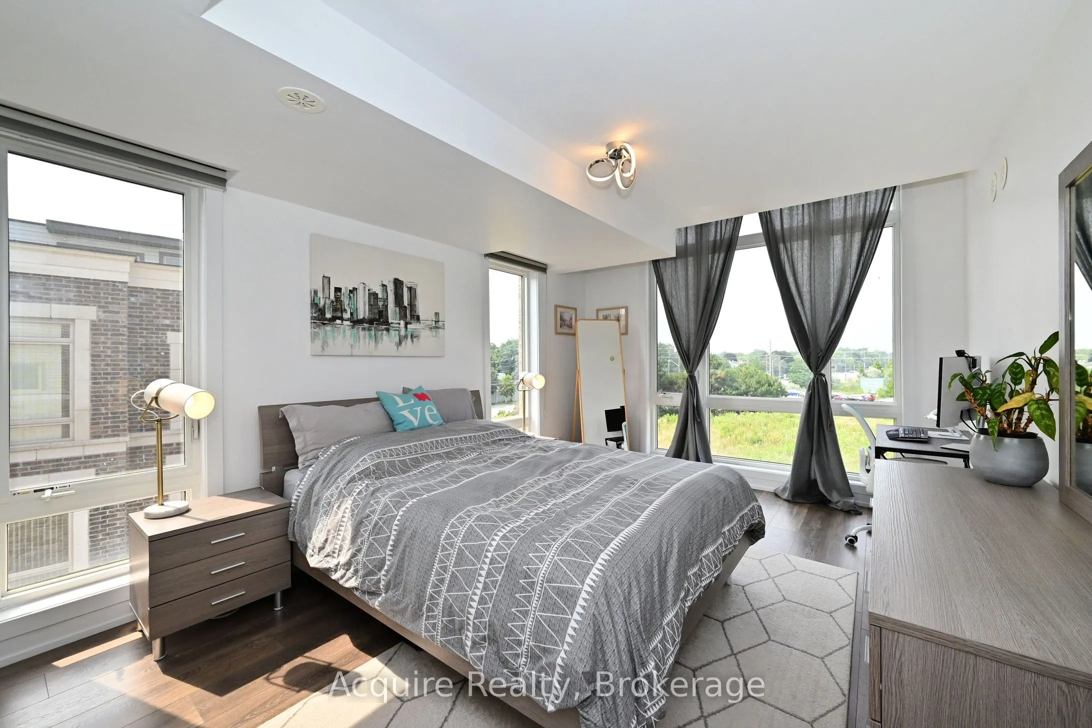 10 Dunsheath Way, #203