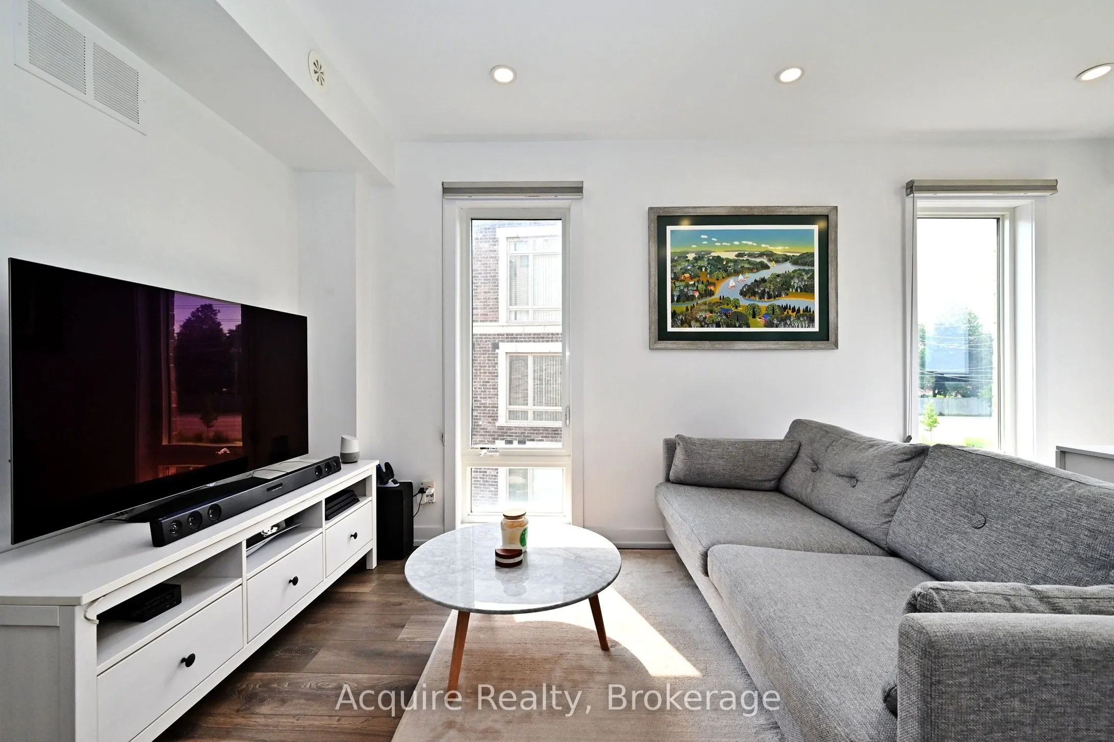 10 Dunsheath Way, #203