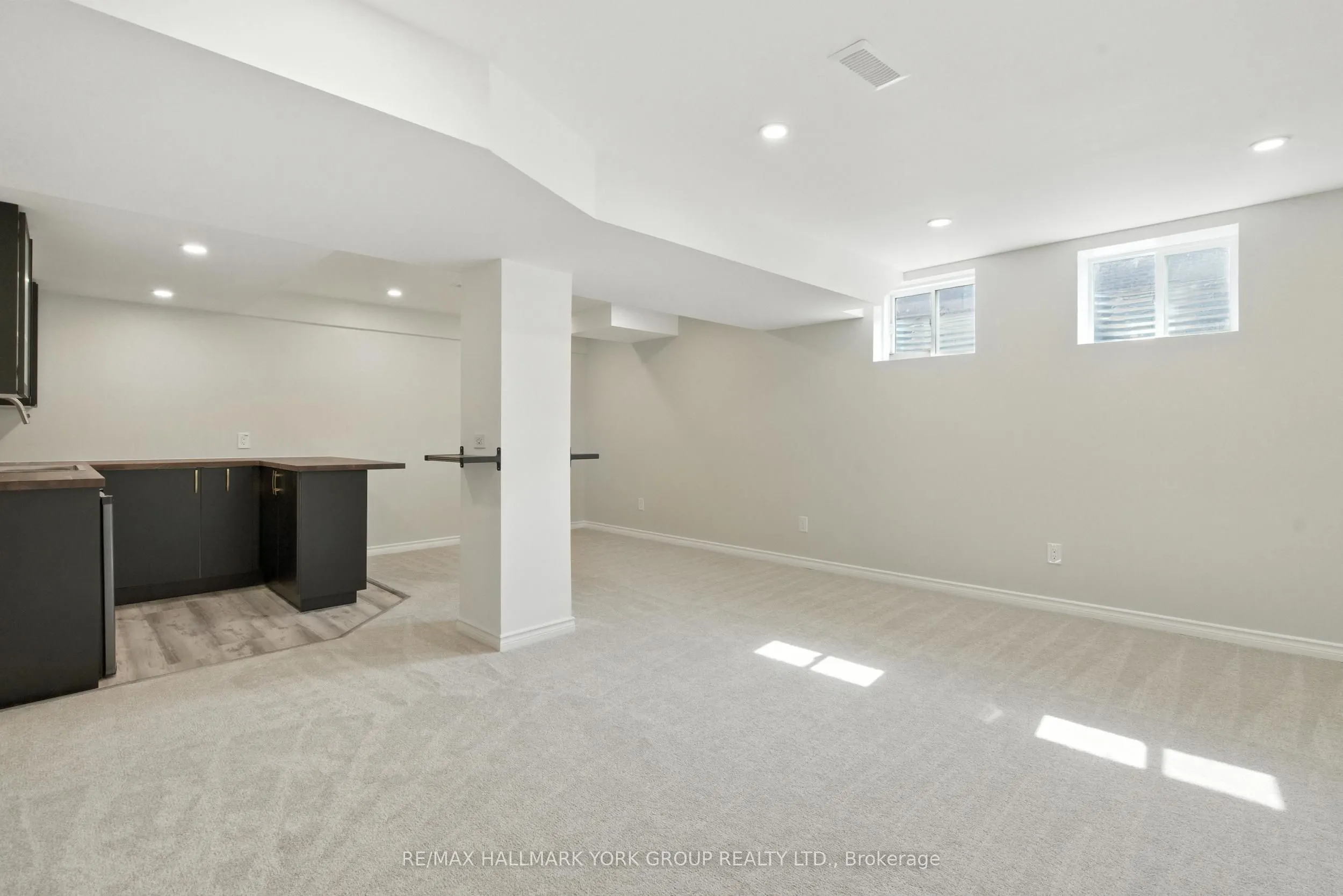 40 Hutt Crescent