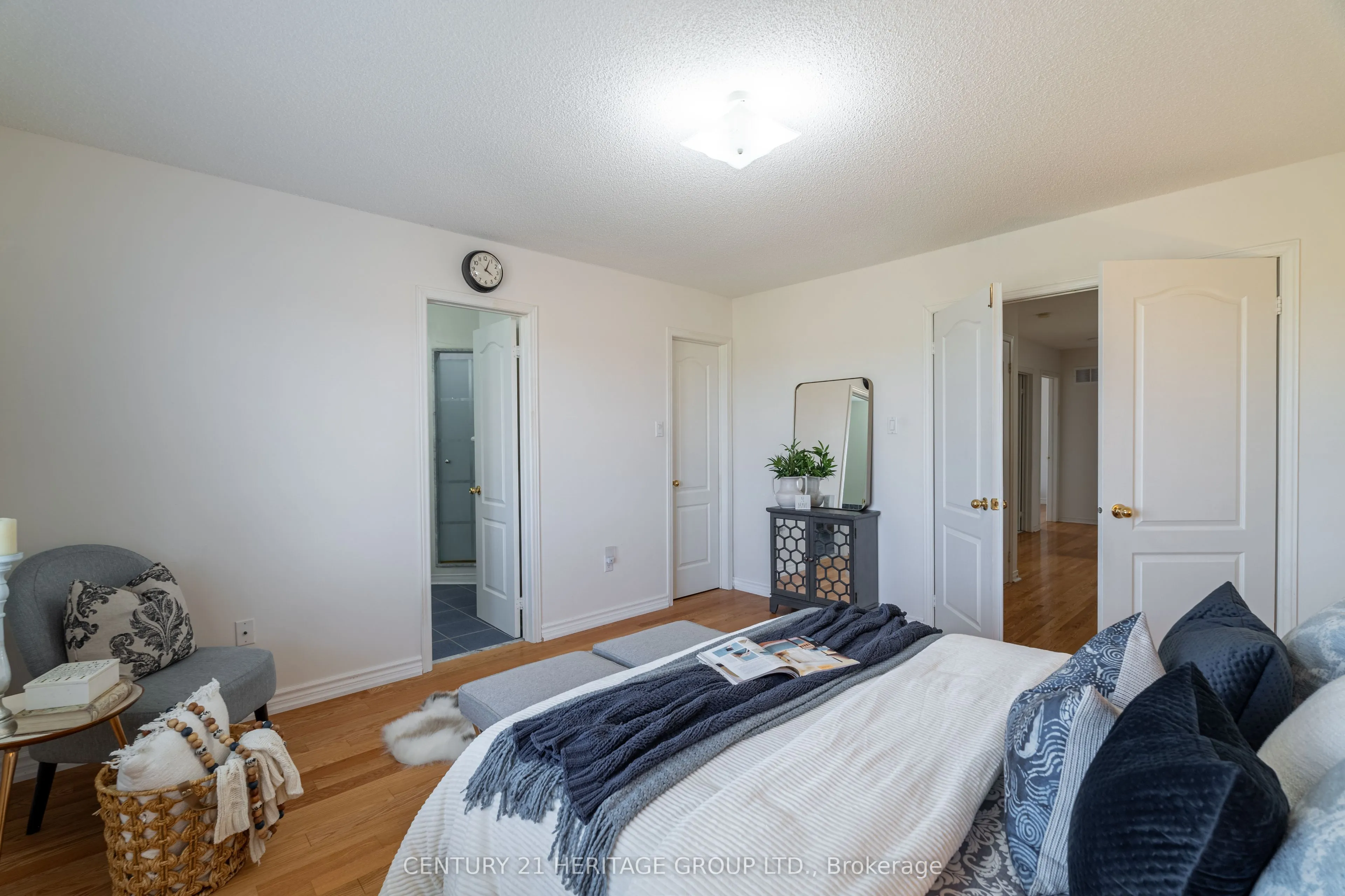 211 Kayla Crescent