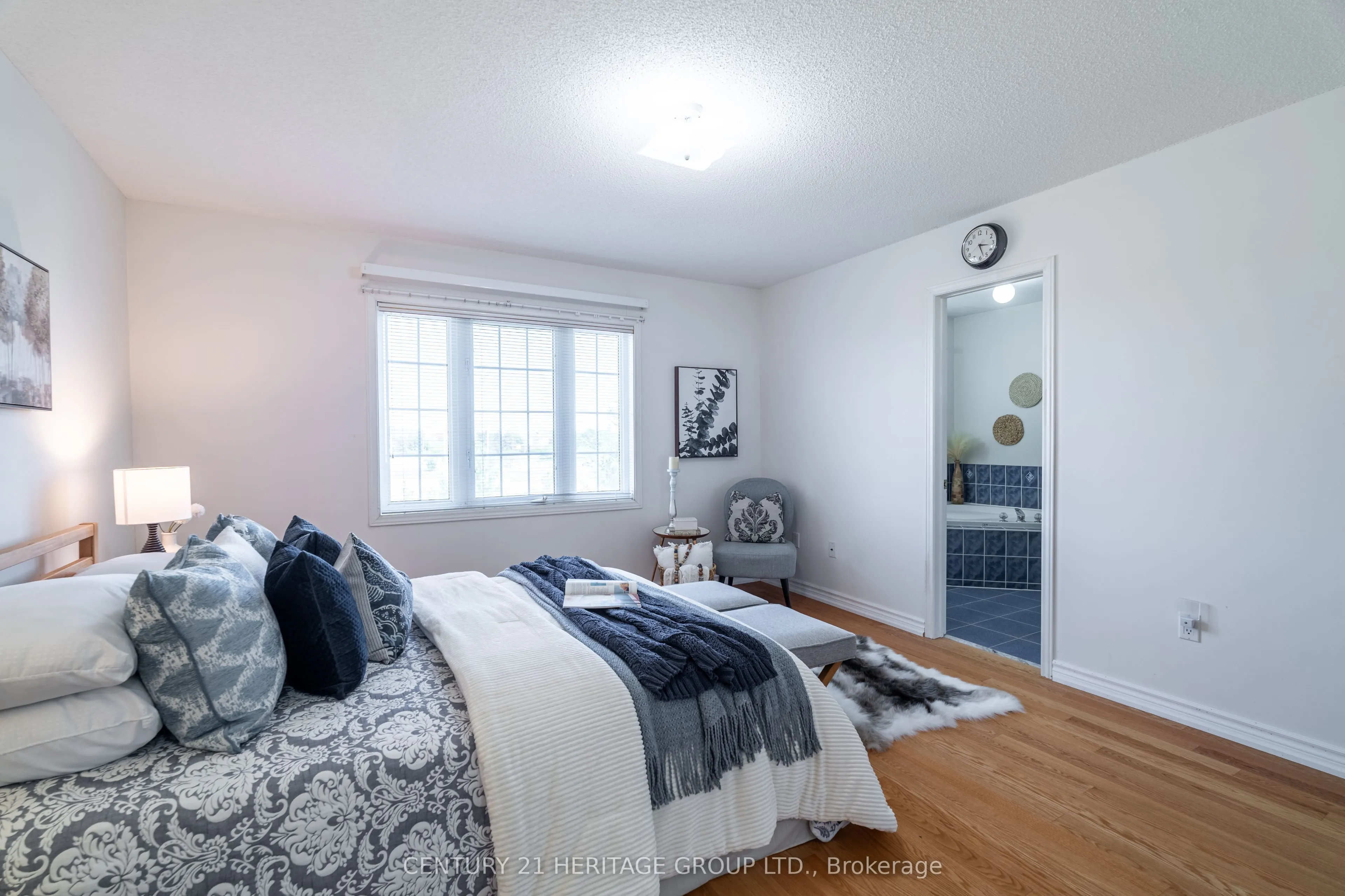 211 Kayla Crescent