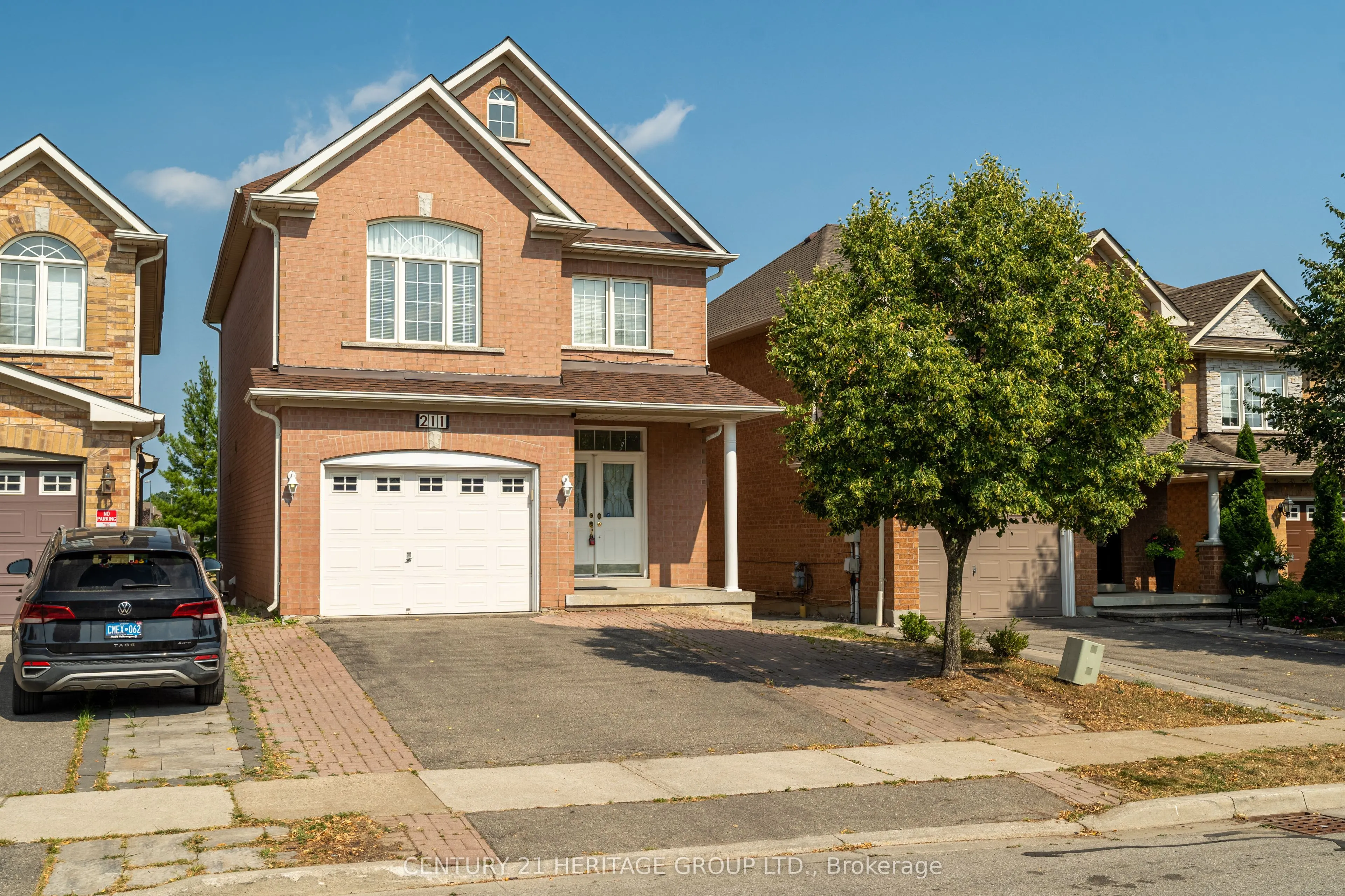 211 Kayla Crescent