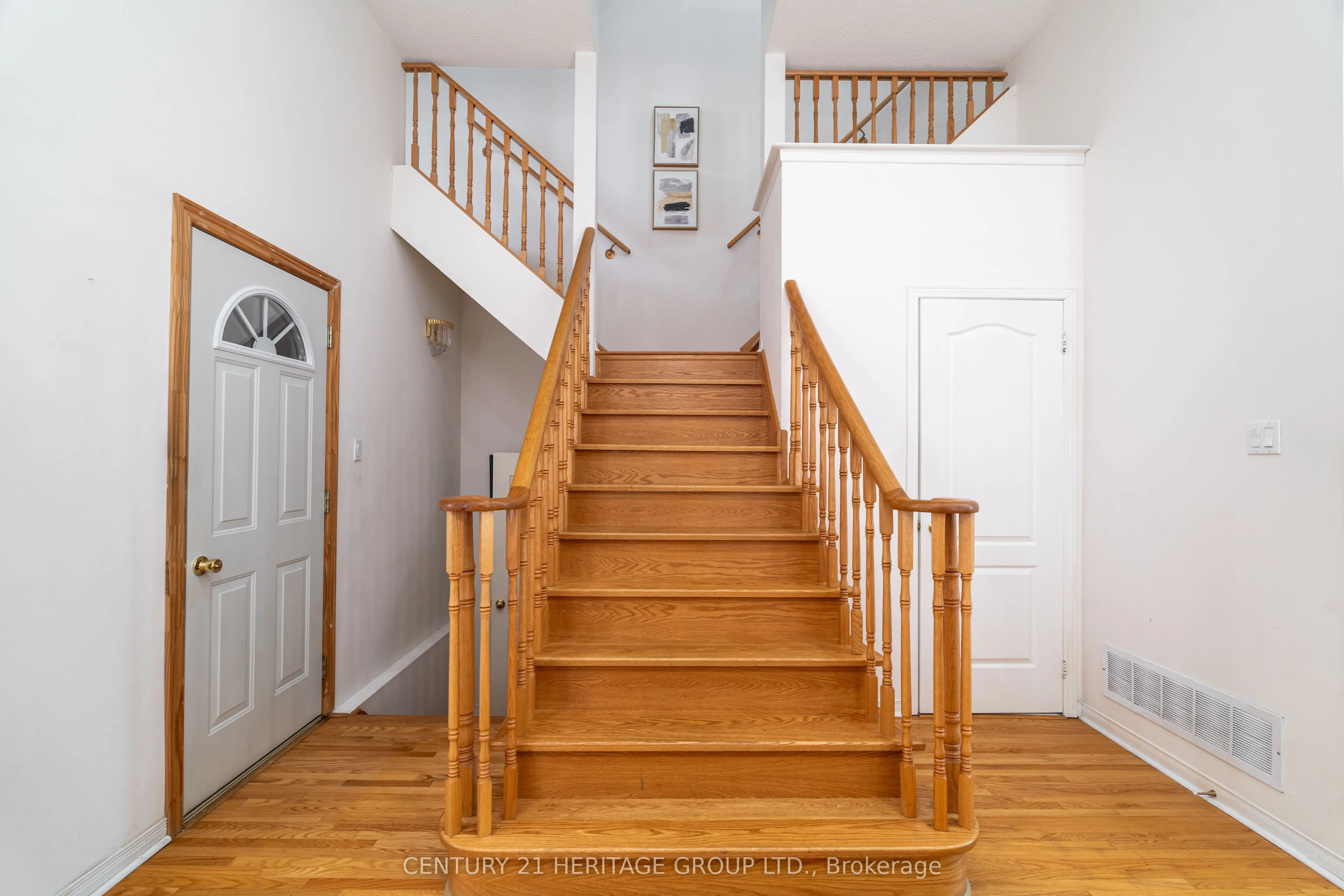 211 Kayla Crescent