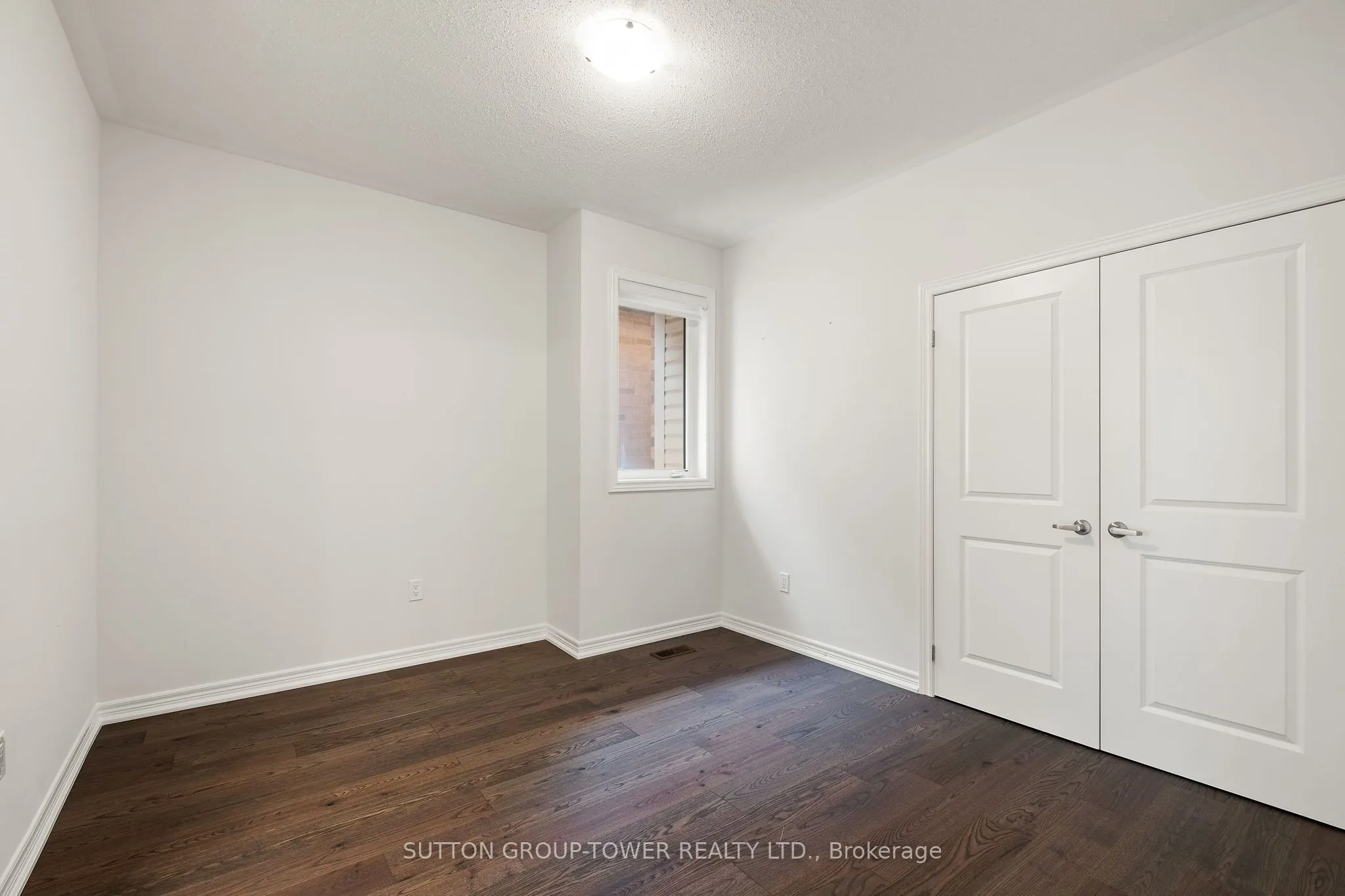 10 Alistair Crescent
