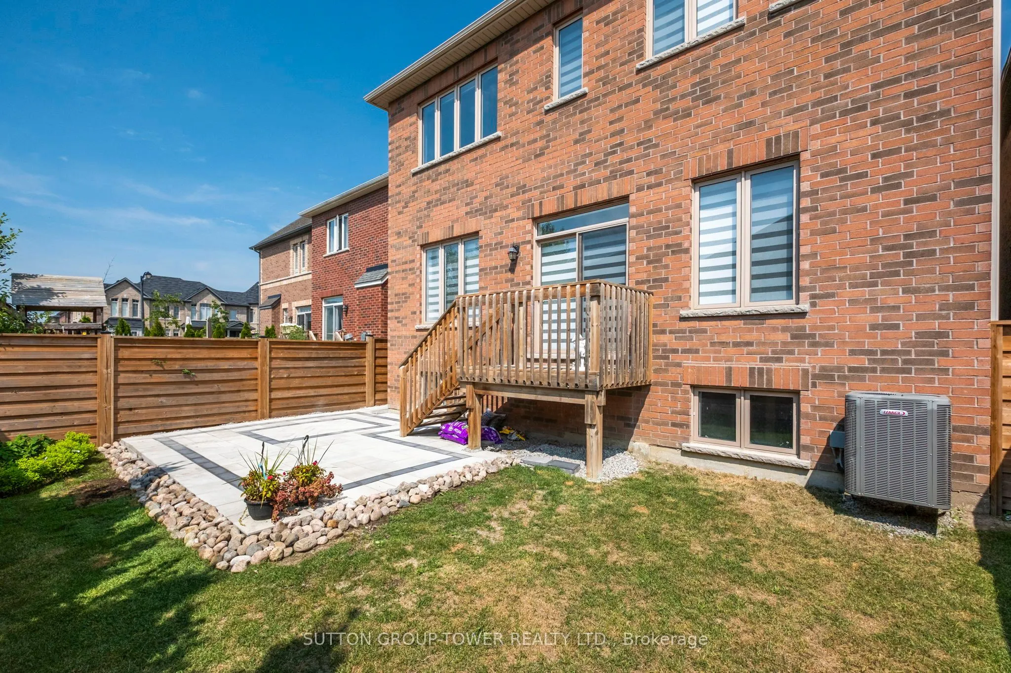 10 Alistair Crescent