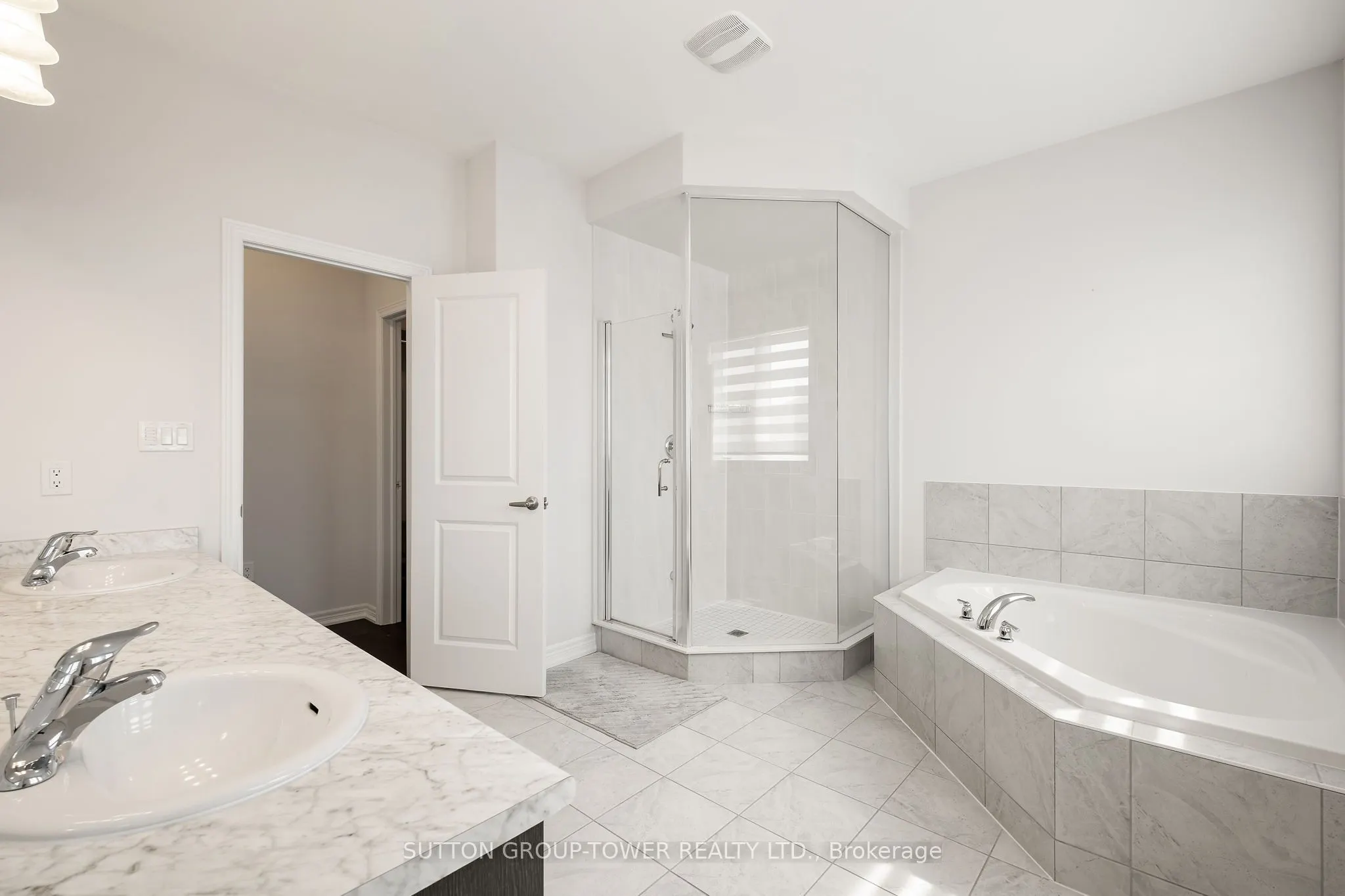 10 Alistair Crescent