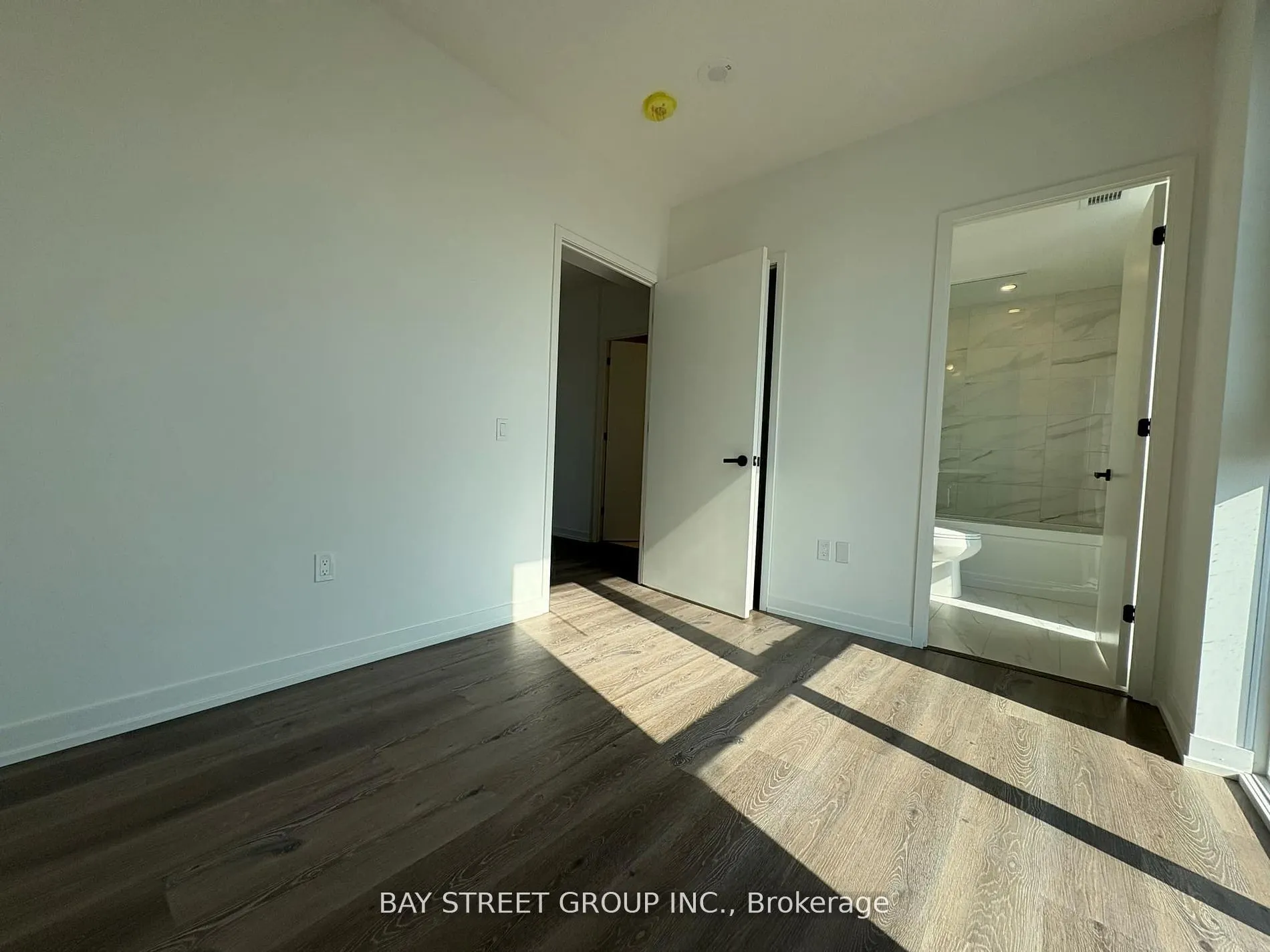 28 Interchange Way, #2510