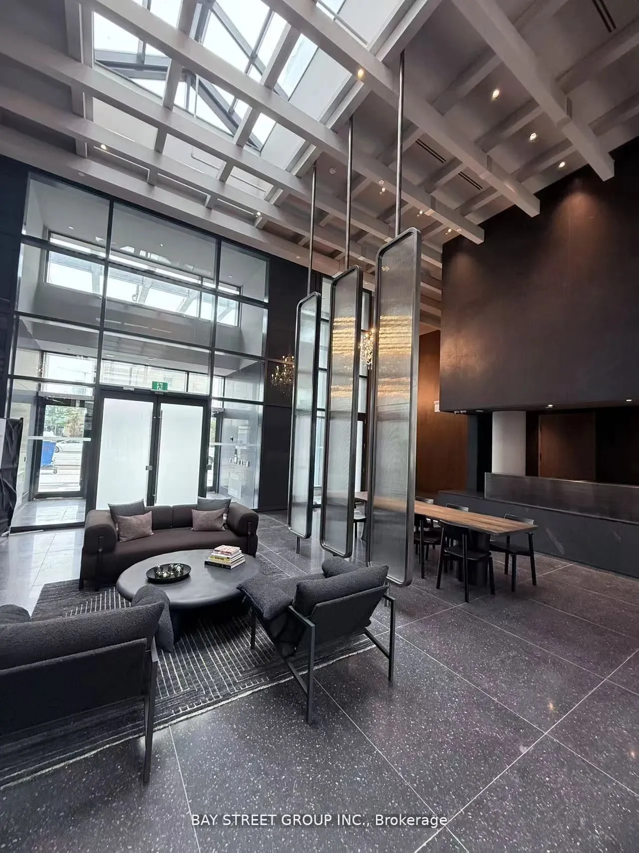 28 Interchange Way, #2510
