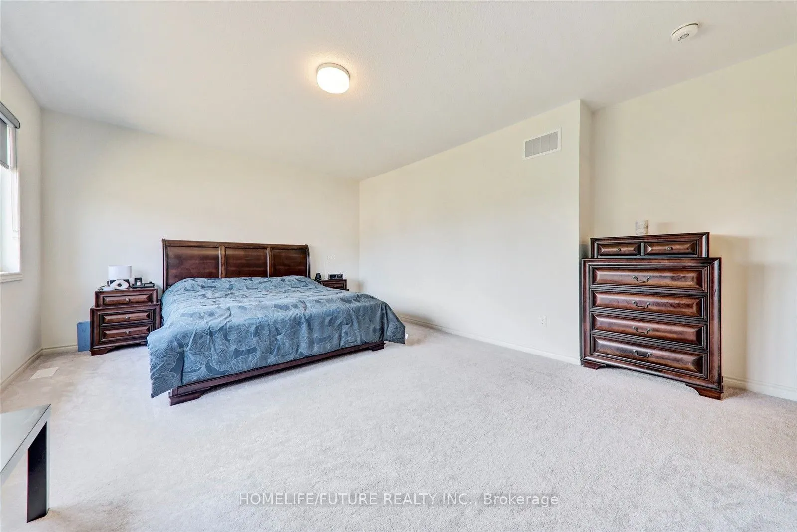 4 Emerald Grove