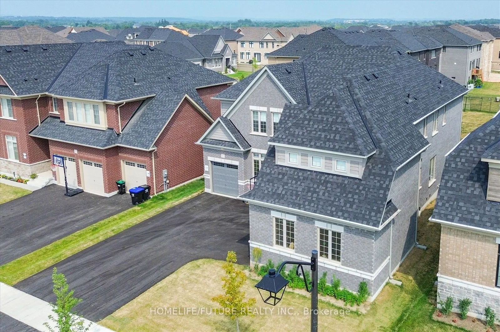 4 Emerald Grove