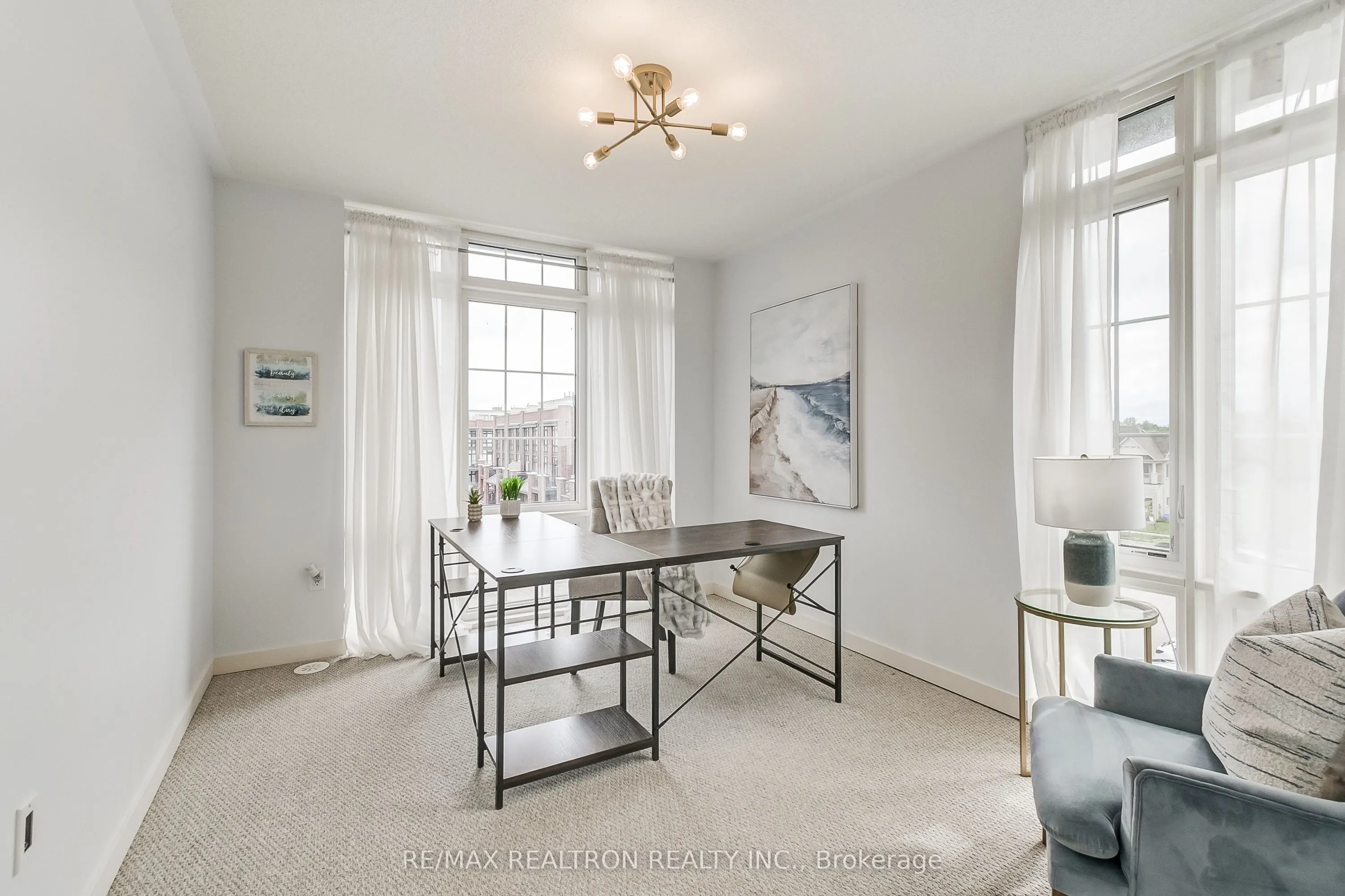 2 Linsmore Place, #310
