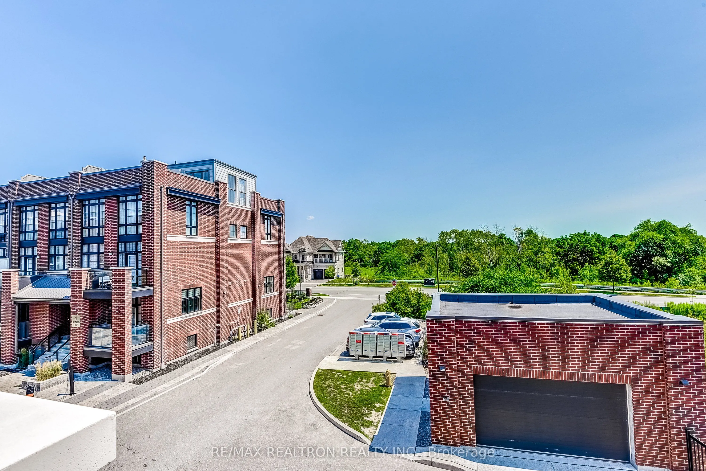 2 Linsmore Place, #310
