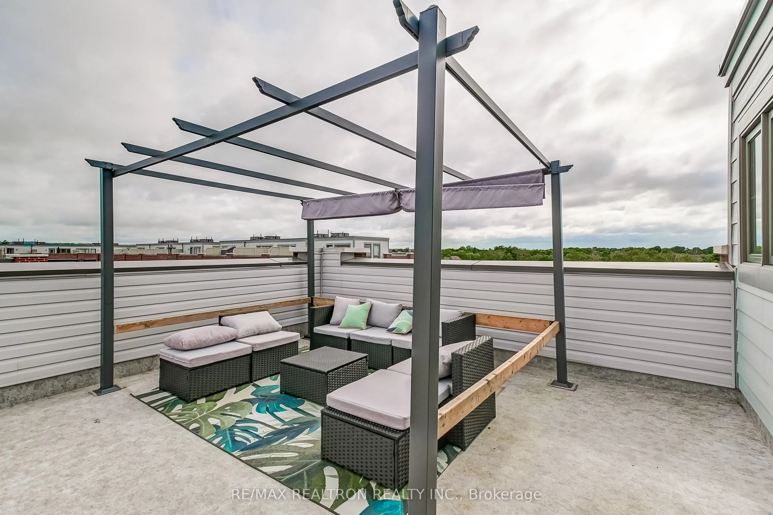 2 Linsmore Place, #310