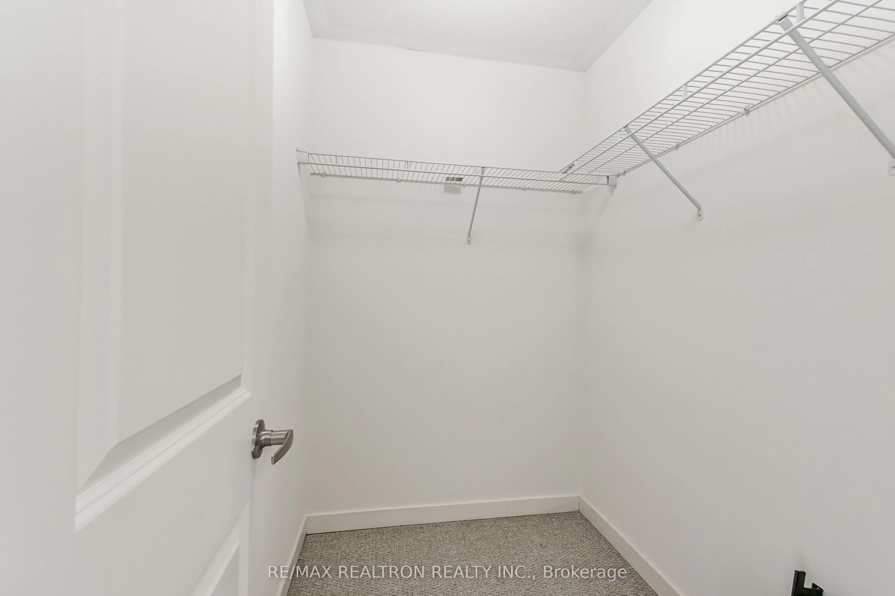 2 Linsmore Place, #310